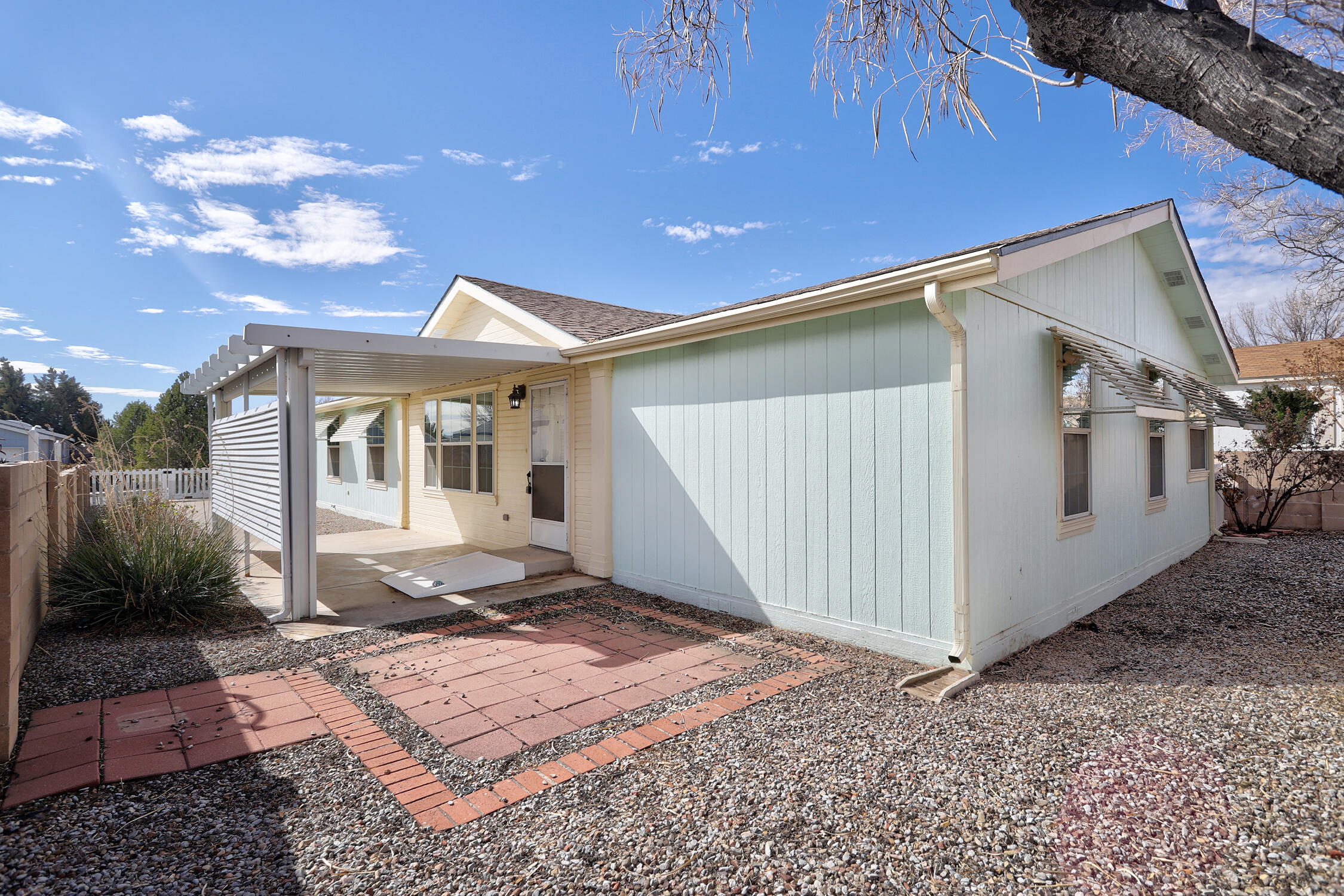 108 Sunrise Bluffs Drive