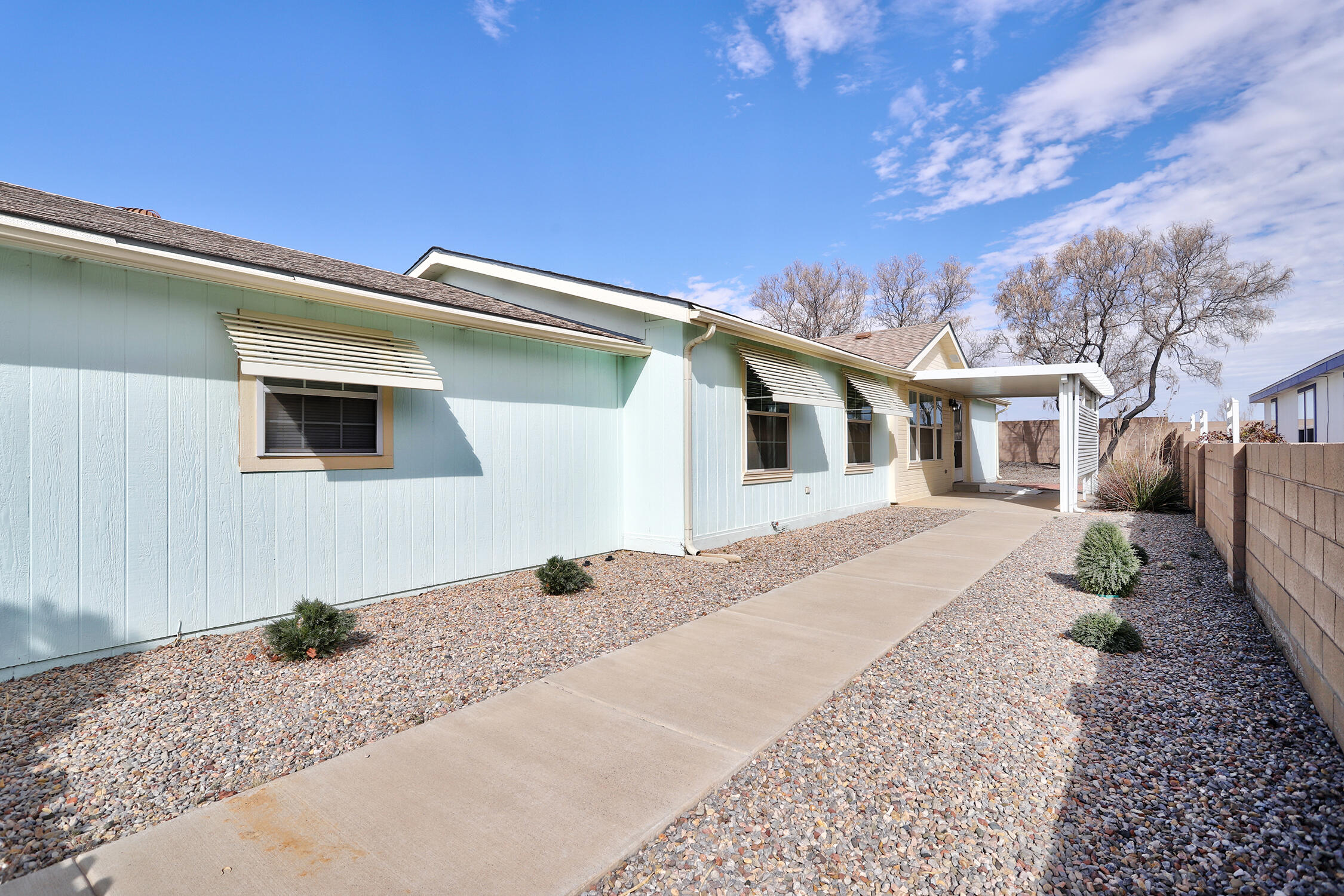 108 Sunrise Bluffs Drive