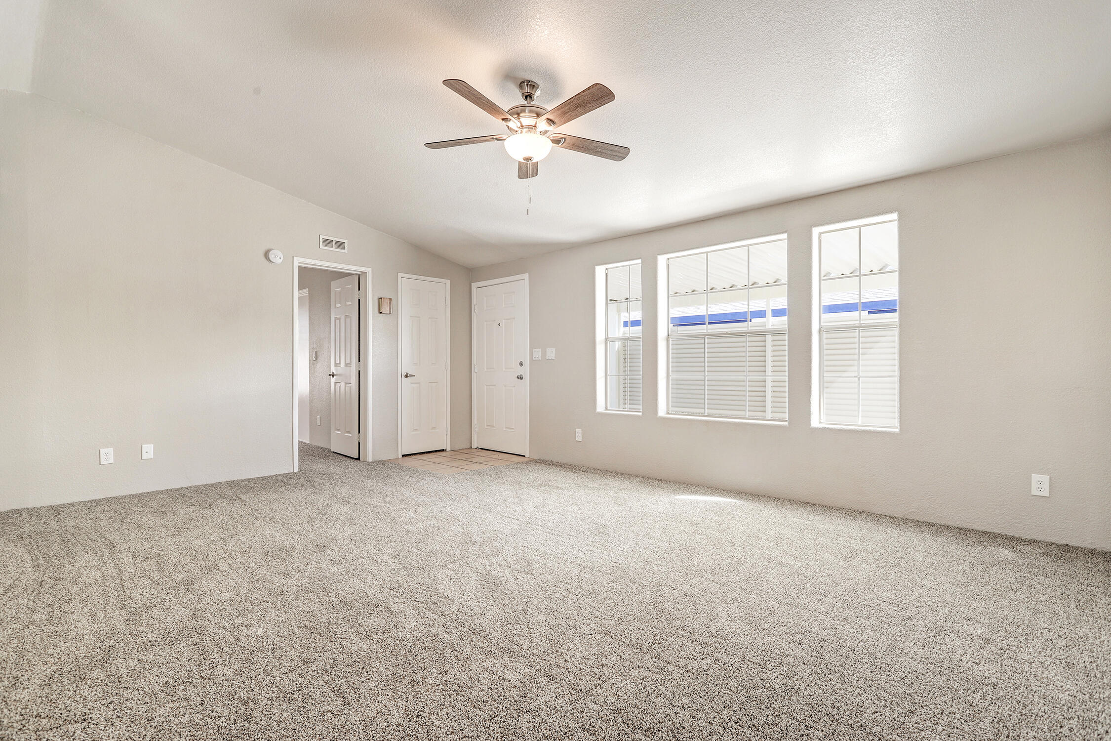 108 Sunrise Bluffs Drive