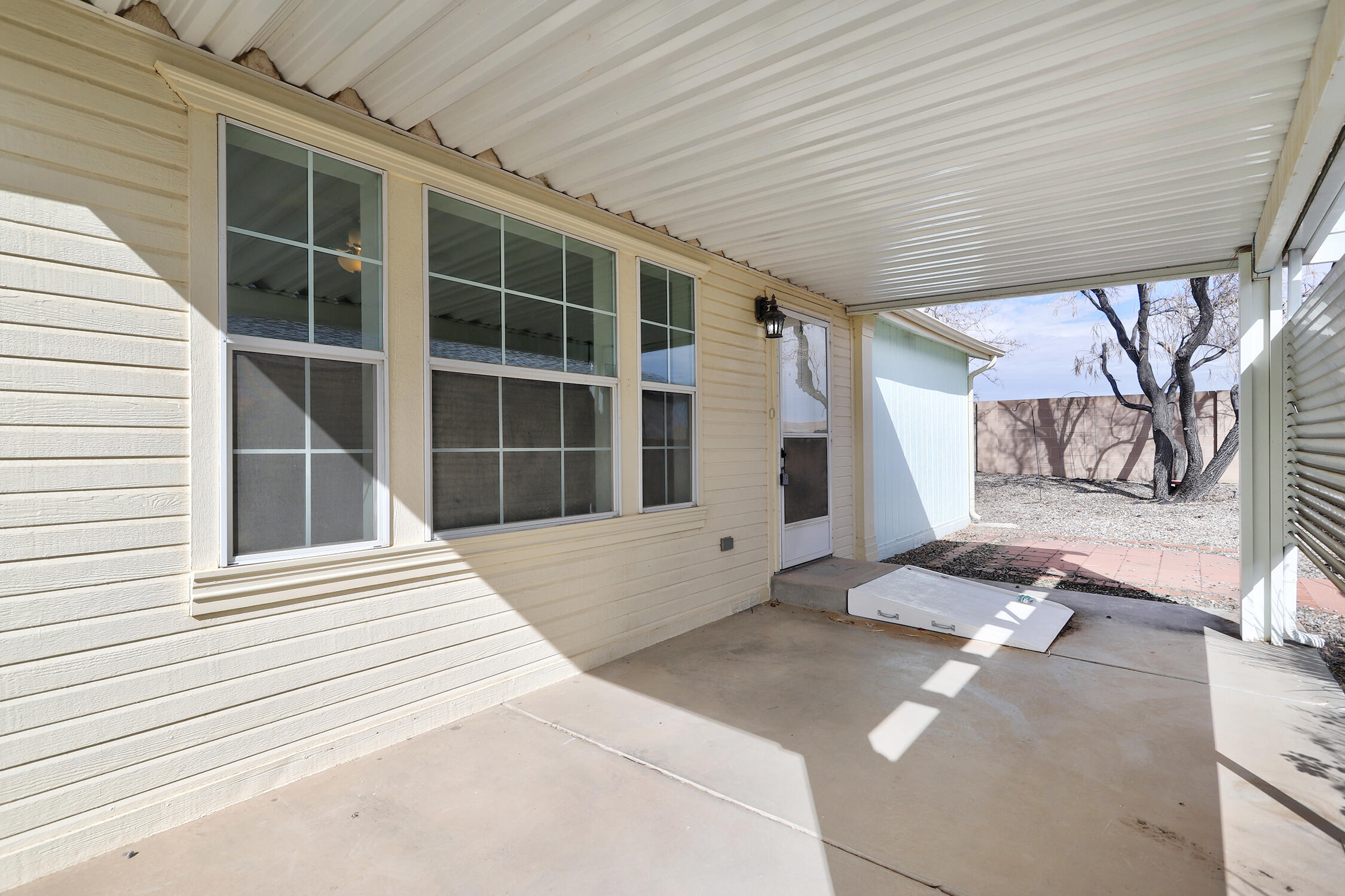 108 Sunrise Bluffs Drive