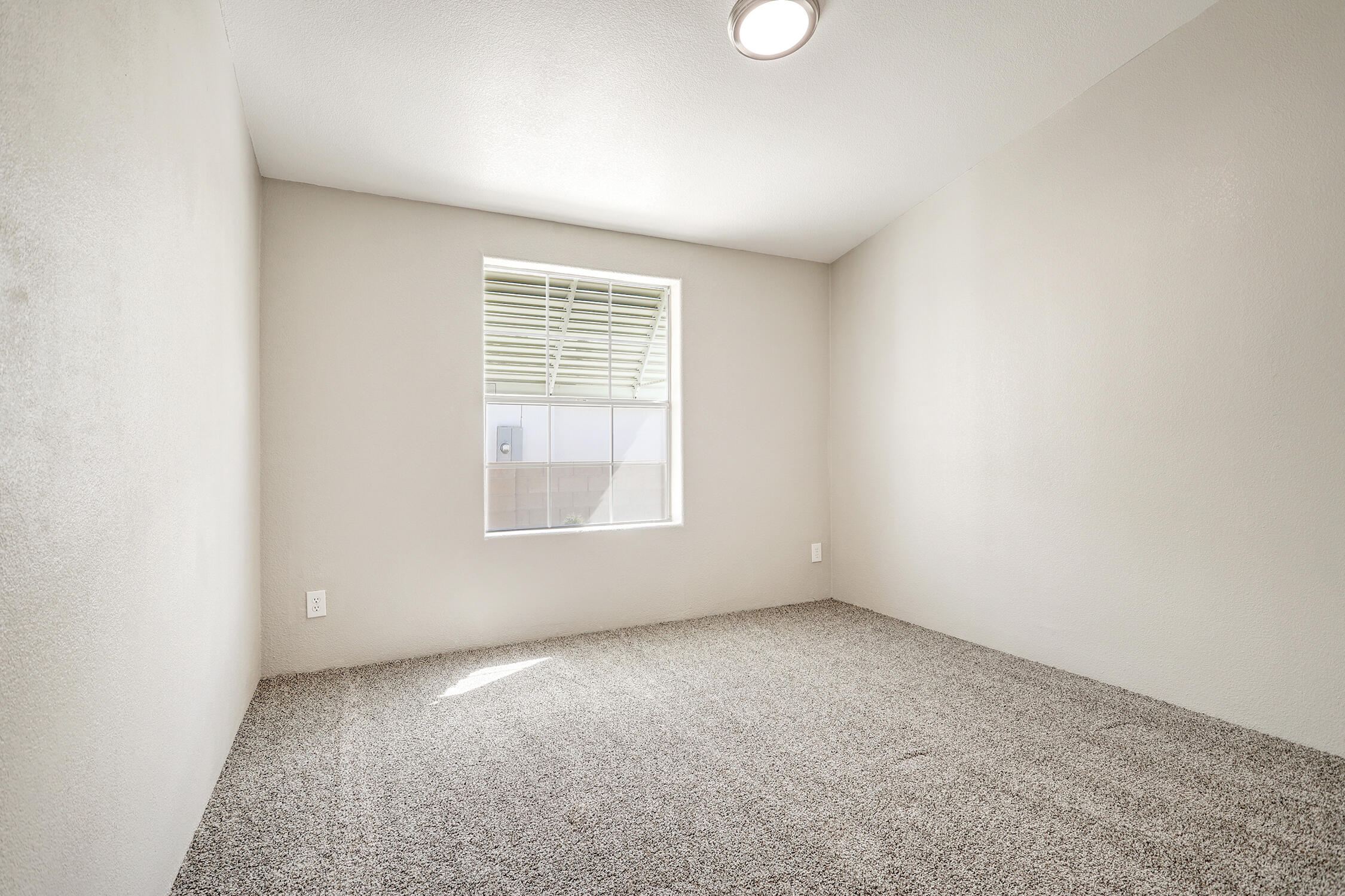 108 Sunrise Bluffs Drive