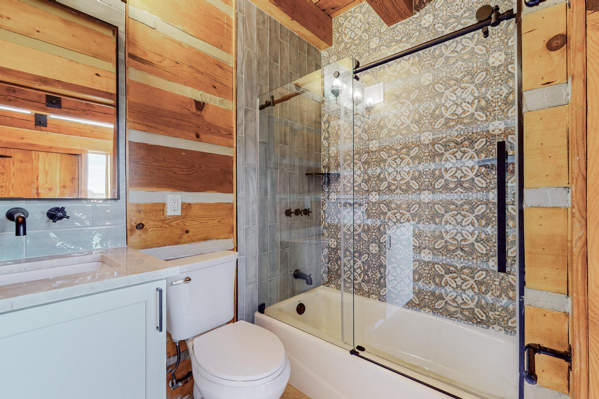 333 WHITE LAKES Road B