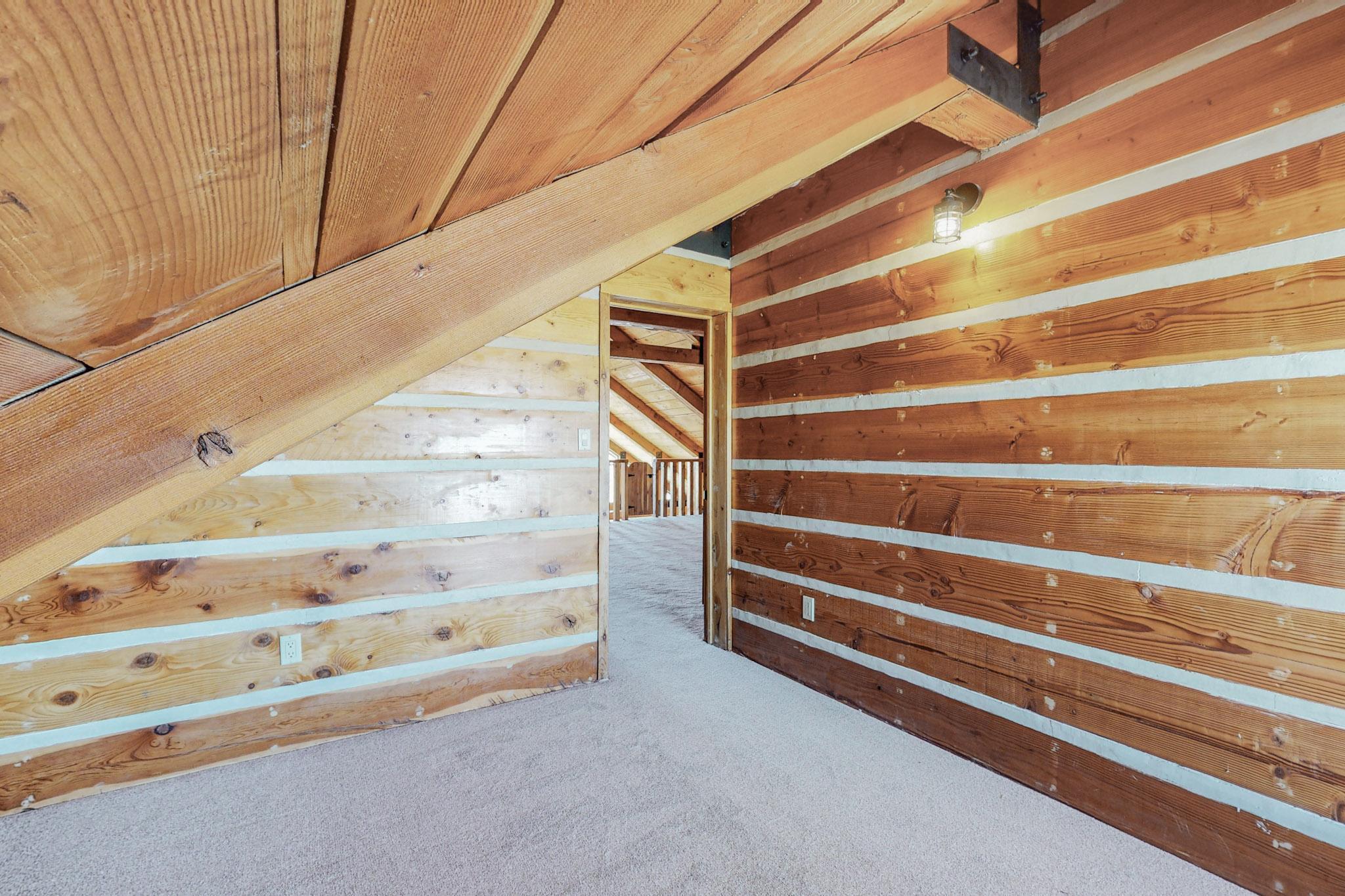 333 WHITE LAKES Road B