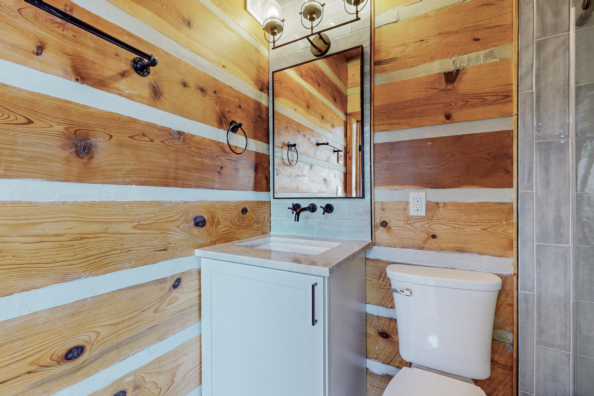 333 WHITE LAKES Road B