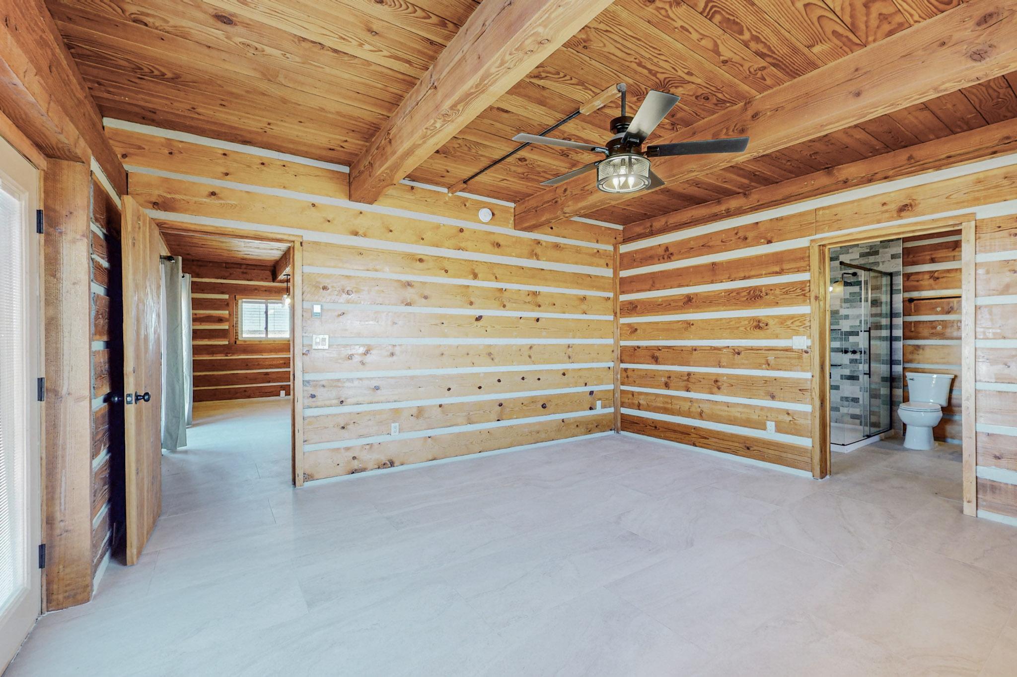 333 WHITE LAKES Road B