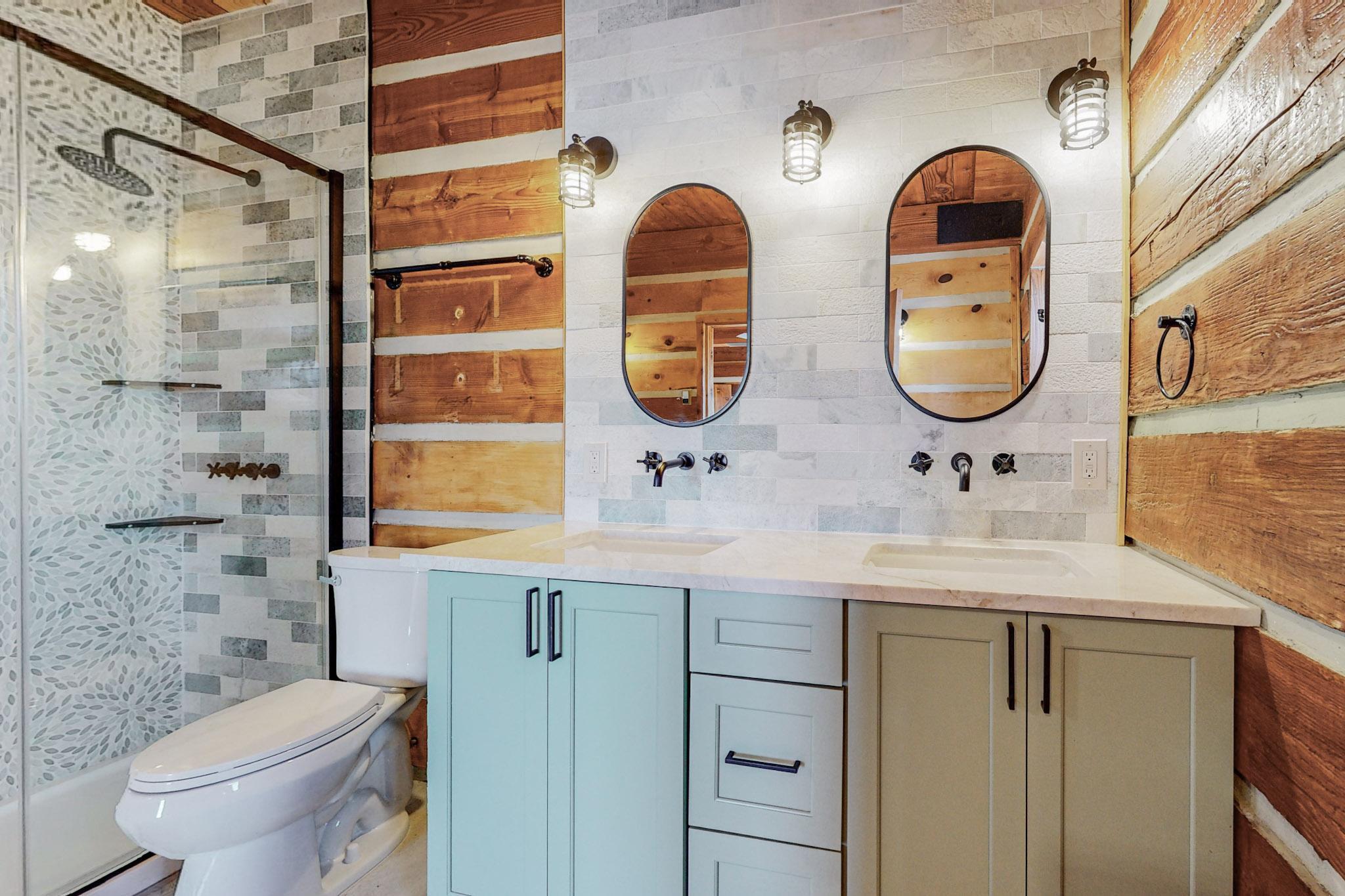 333 WHITE LAKES Road B