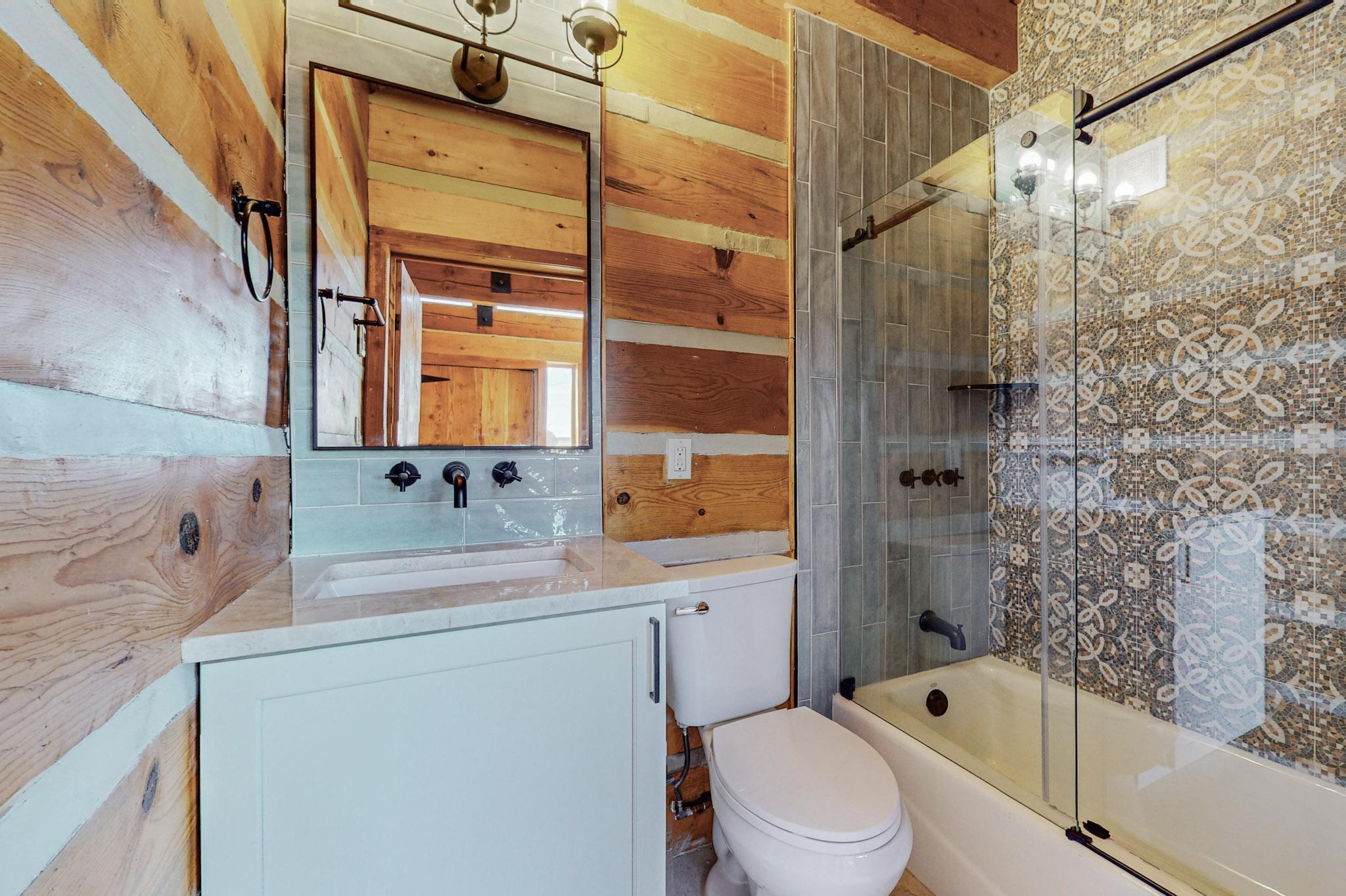 333 WHITE LAKES Road B