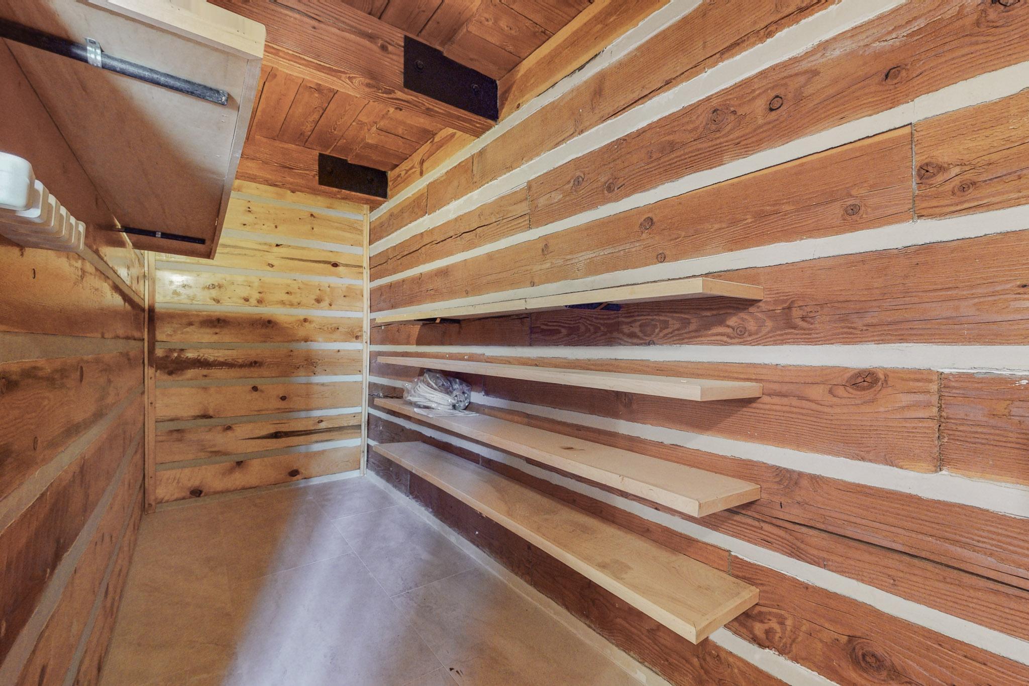 333 WHITE LAKES Road B