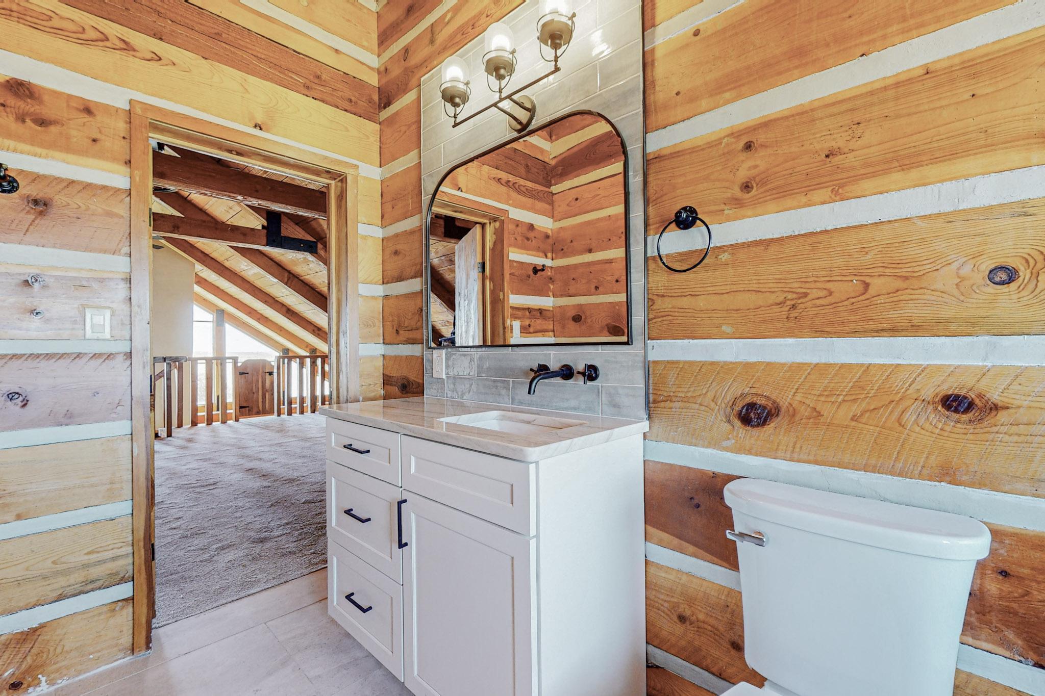 333 WHITE LAKES Road B