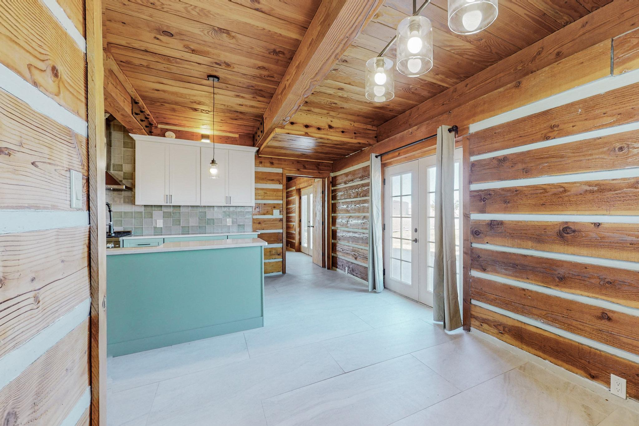 333 WHITE LAKES Road B