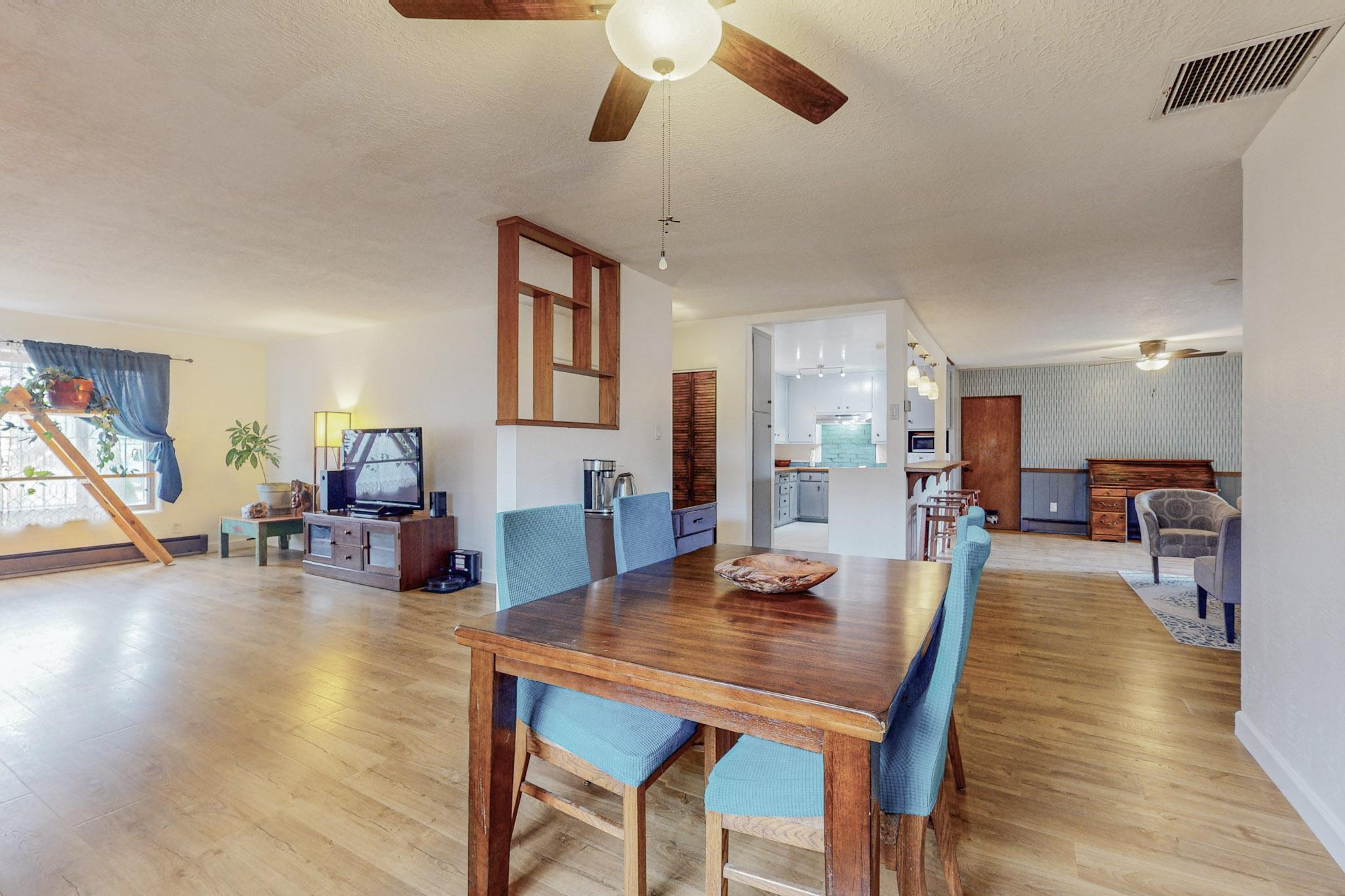 1112 Espanola Street NE