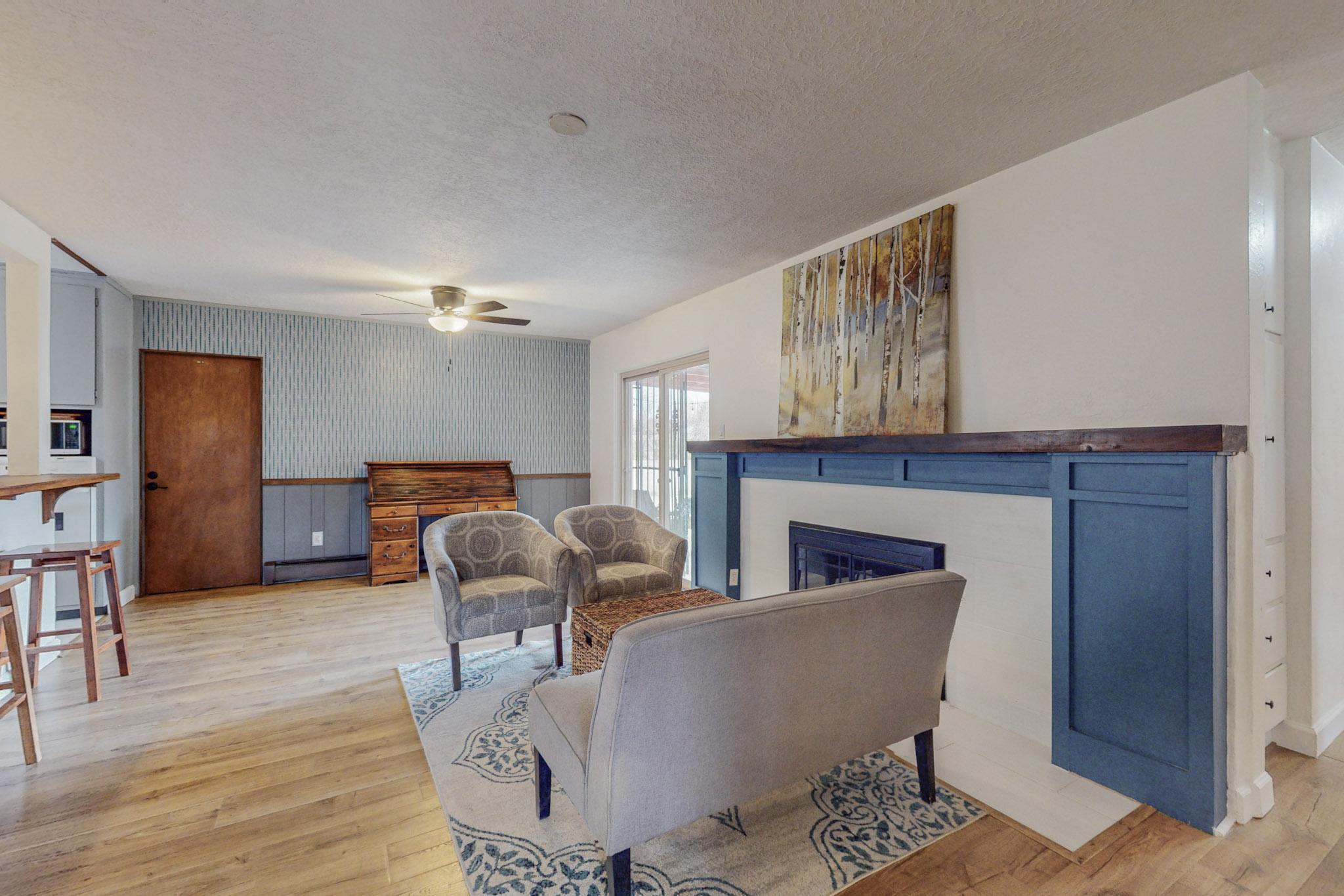 1112 Espanola Street NE