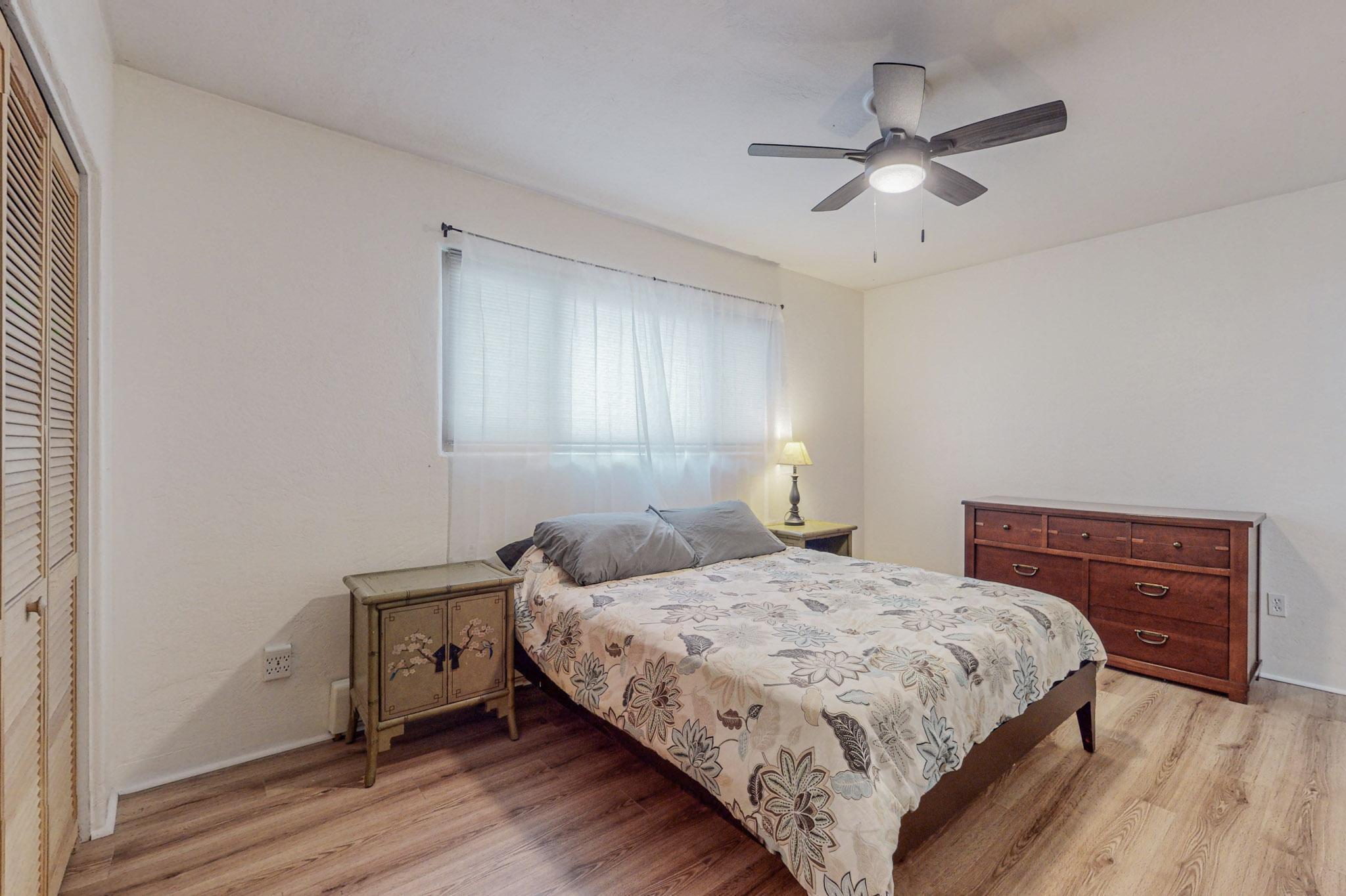 1112 Espanola Street NE