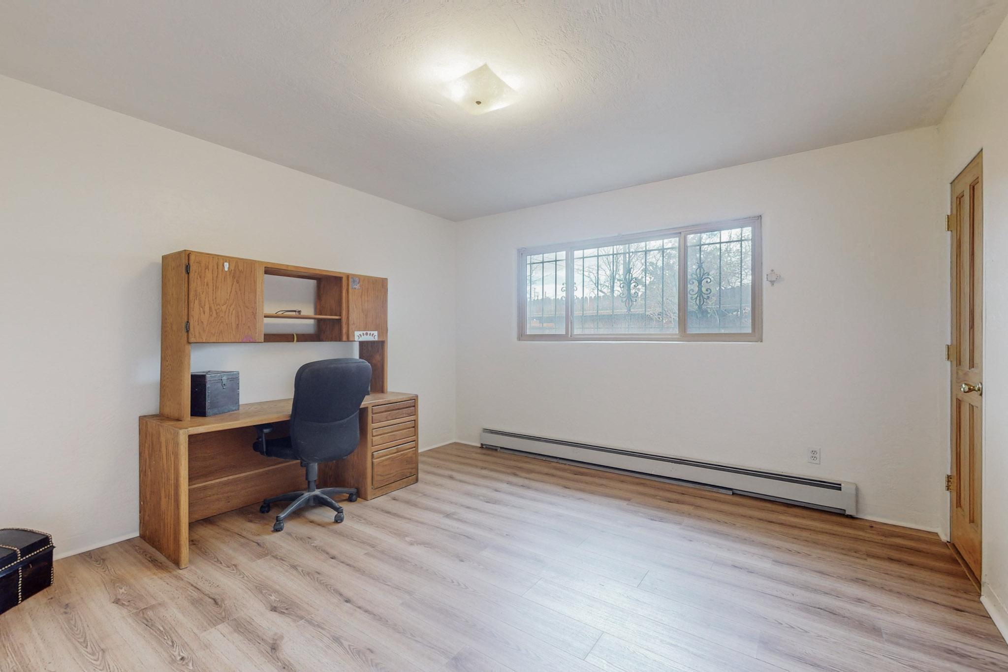 1112 Espanola Street NE