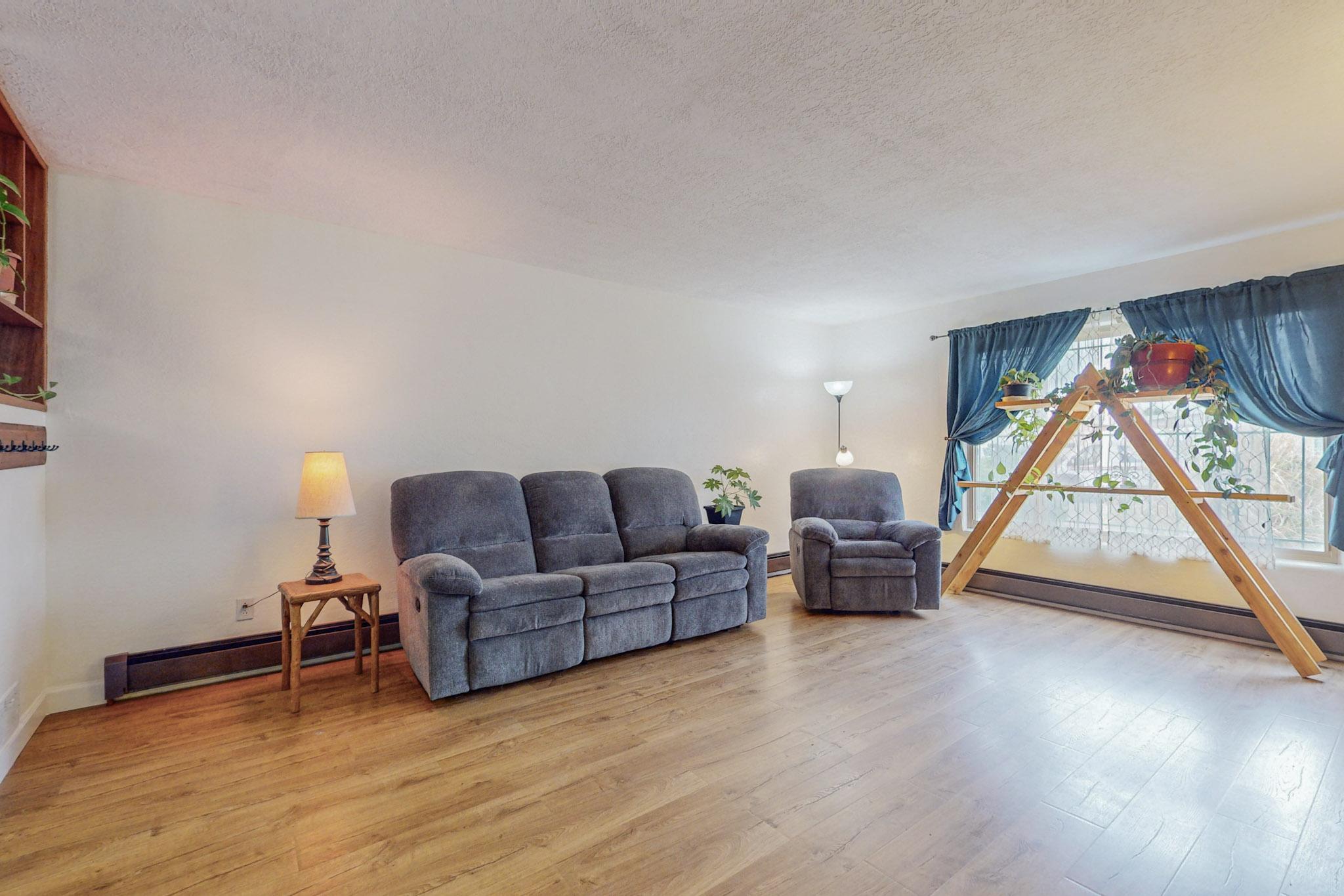 1112 Espanola Street NE