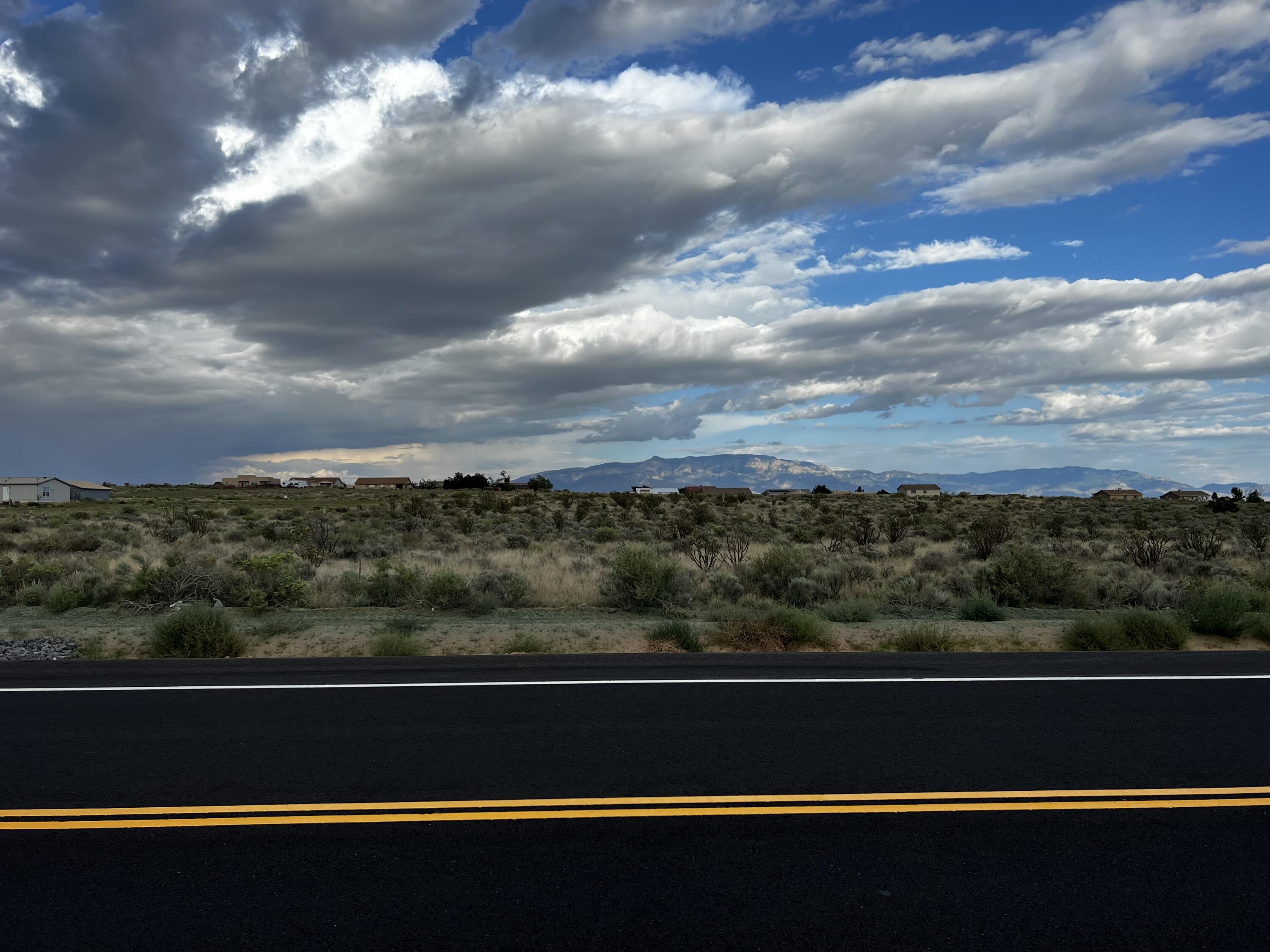 100 & 102 Rainbow Boulevard SE