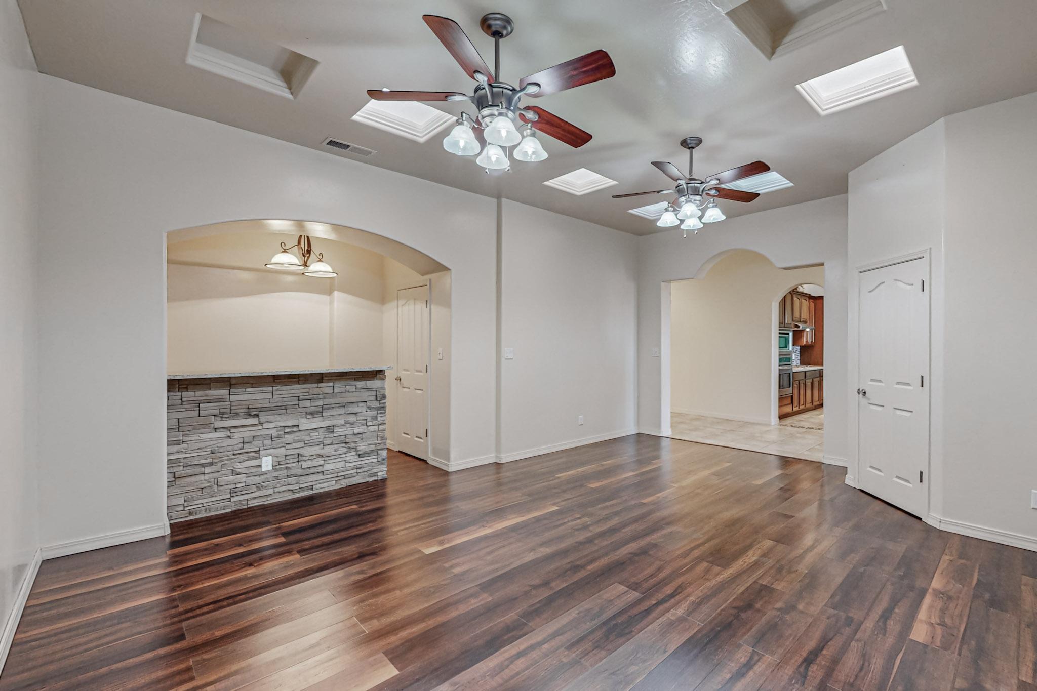 5905 Irving Boulevard NW