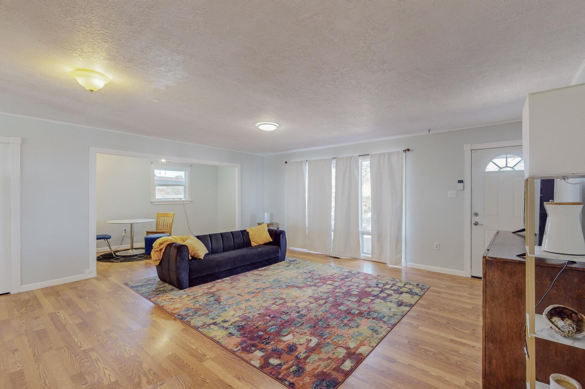 20 Lost Horizon Drive NW