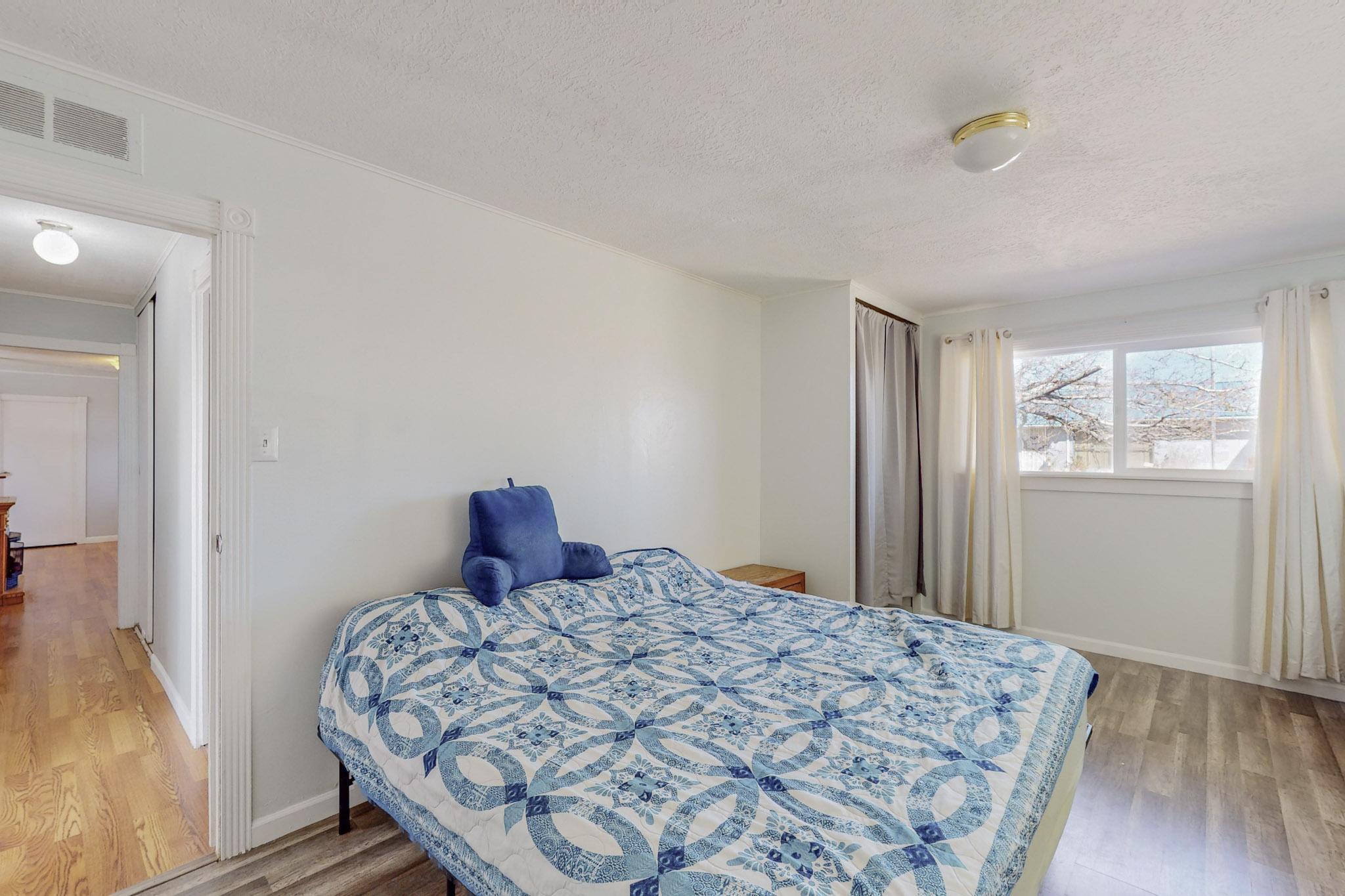 20 Lost Horizon Drive NW