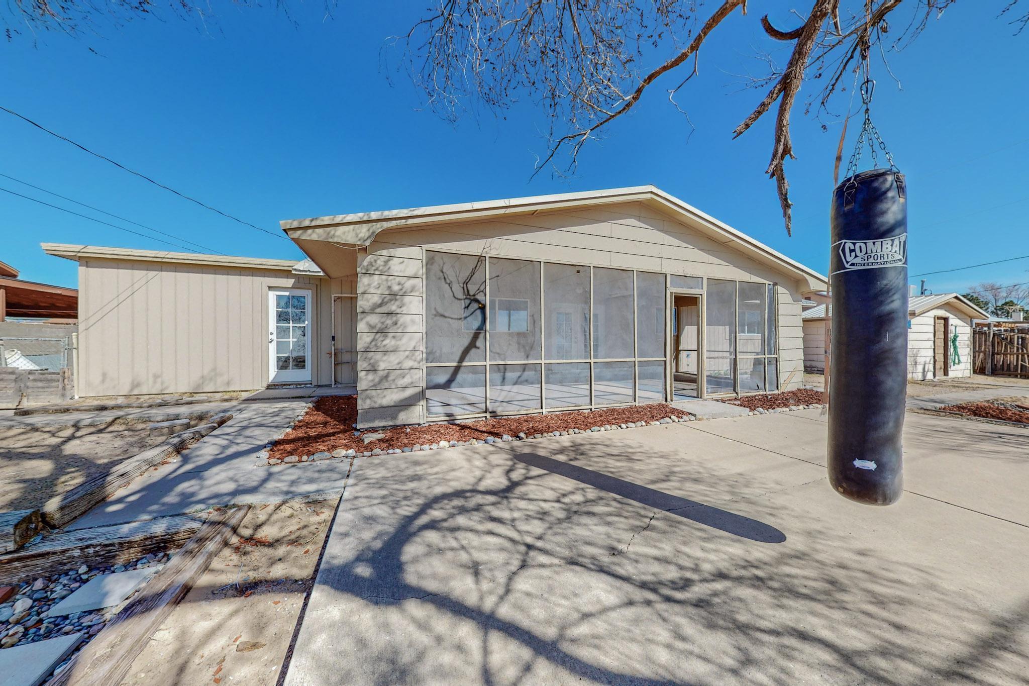 20 Lost Horizon Drive NW