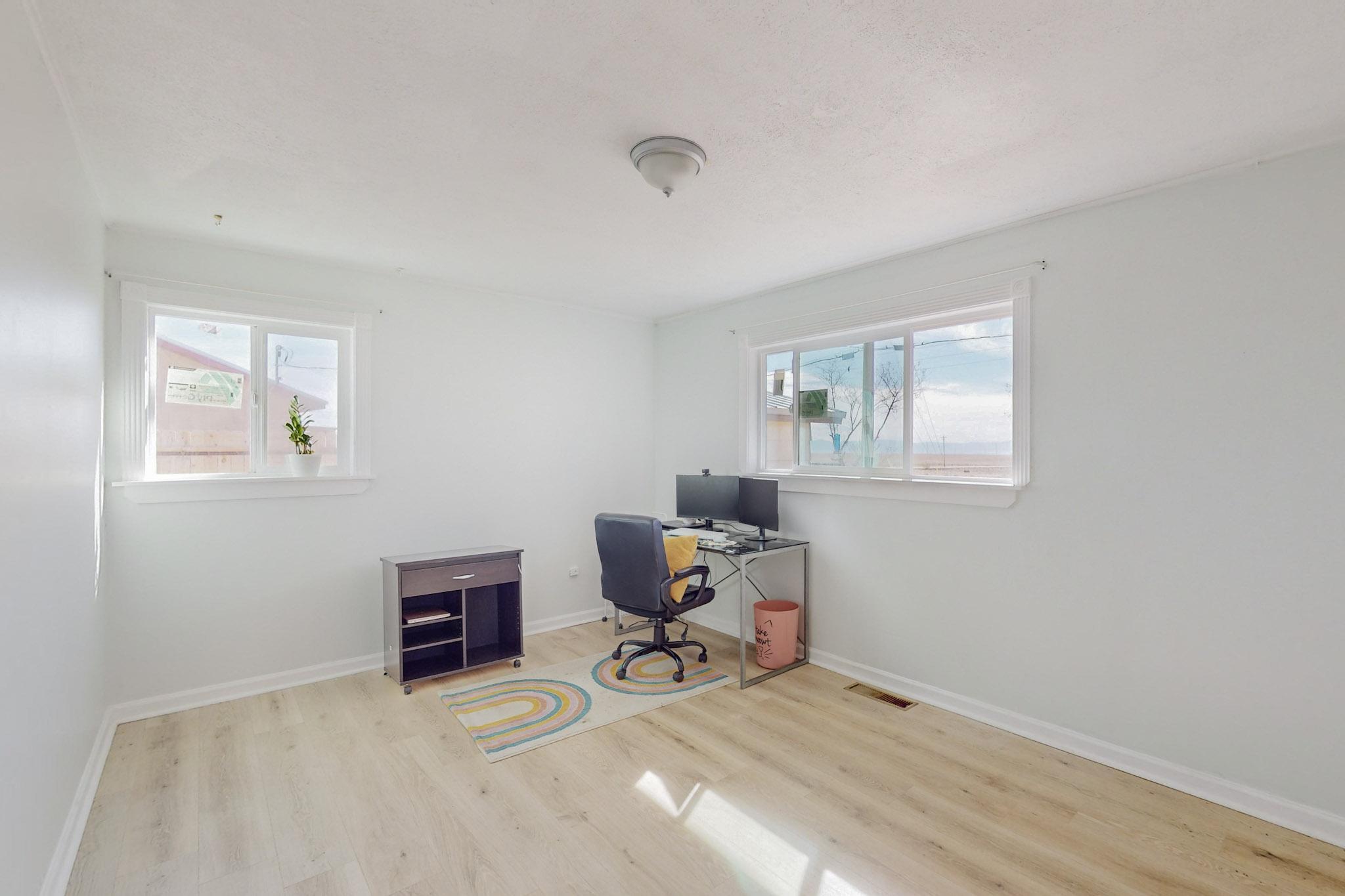 20 Lost Horizon Drive NW