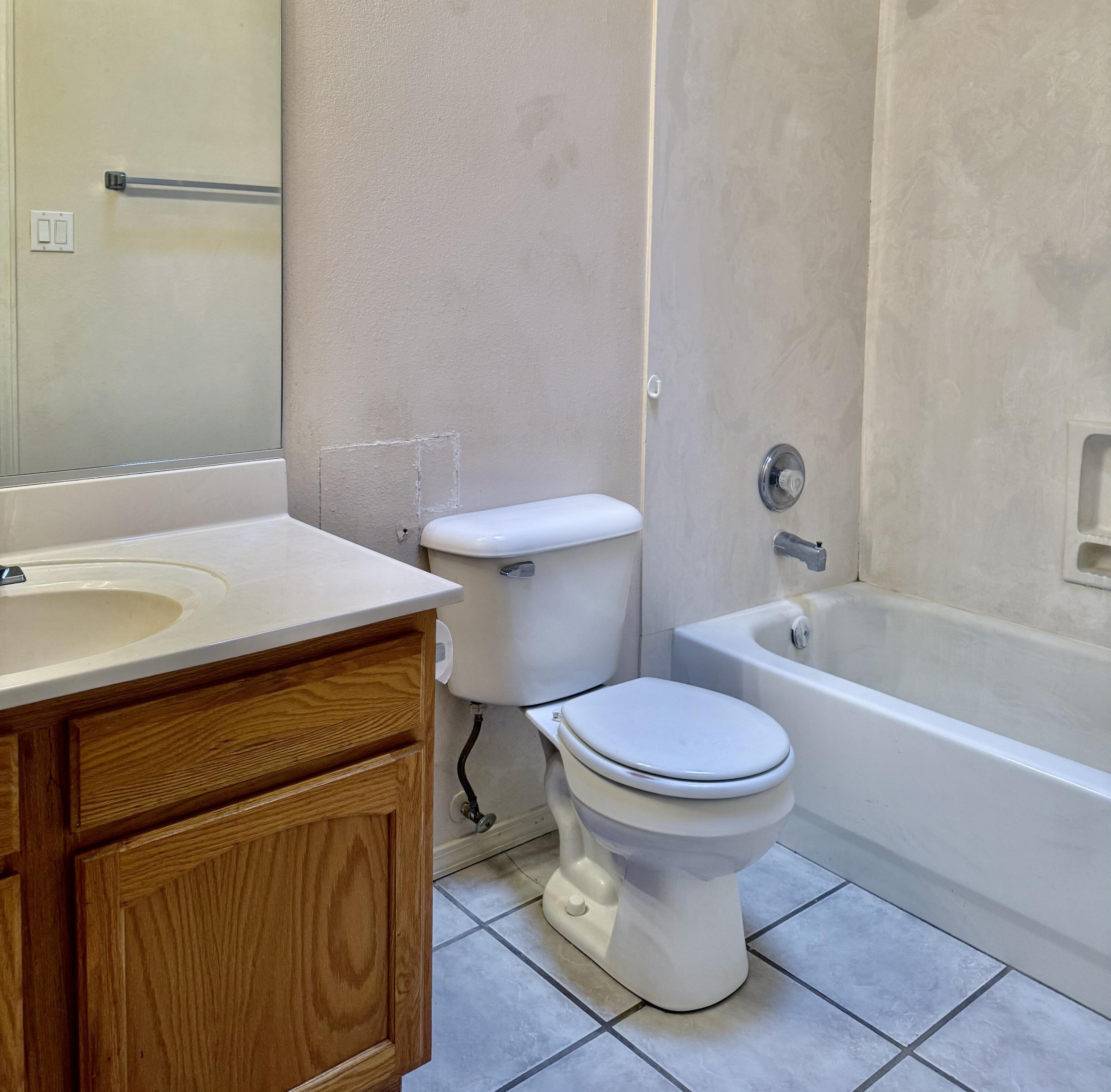 305 Dorothy Street NE