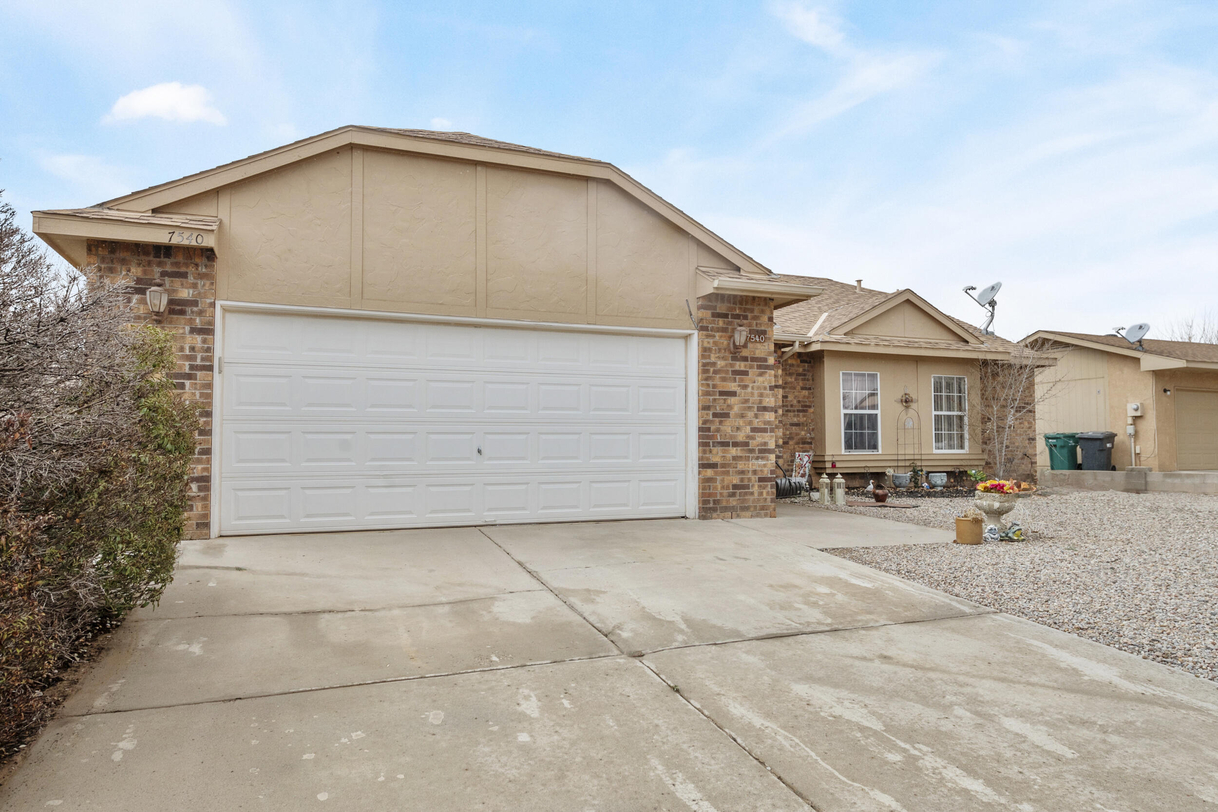 7540 Mackenzie Drive NE