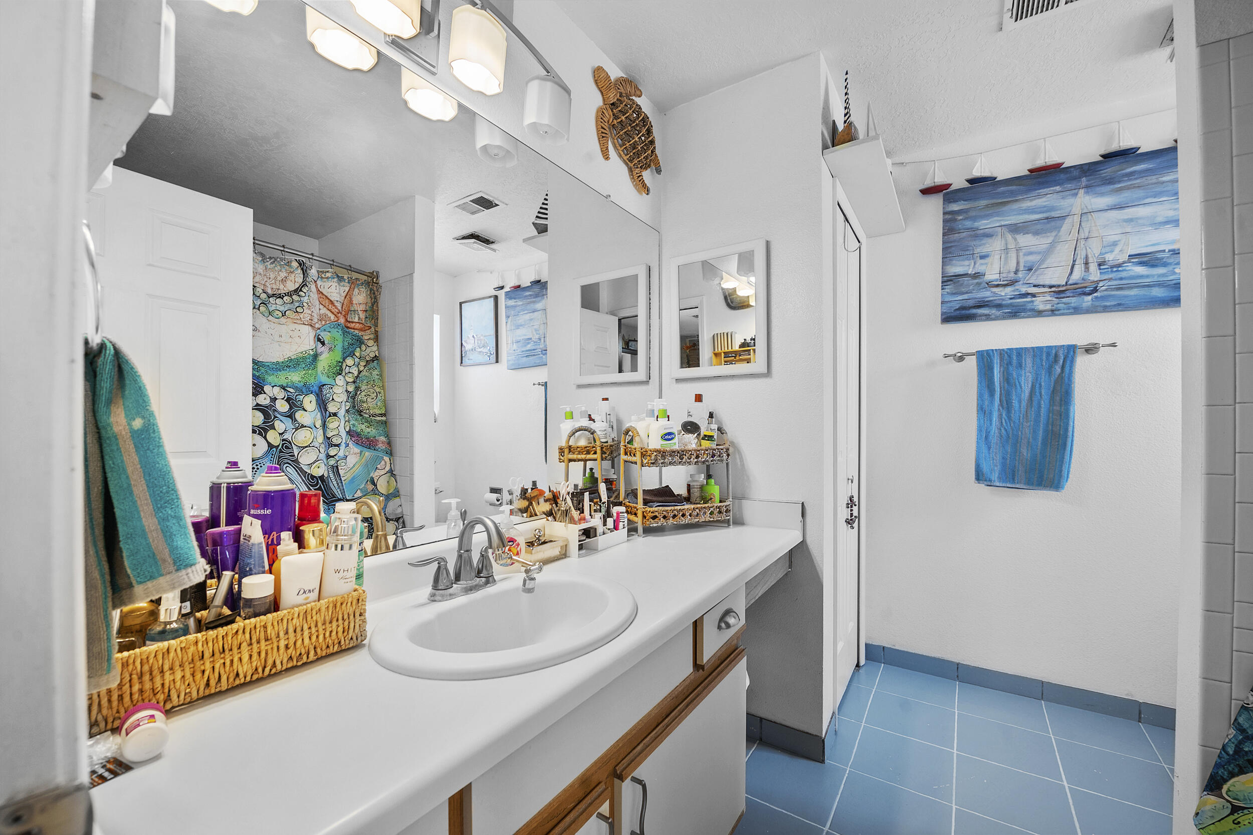 7540 Mackenzie Drive NE