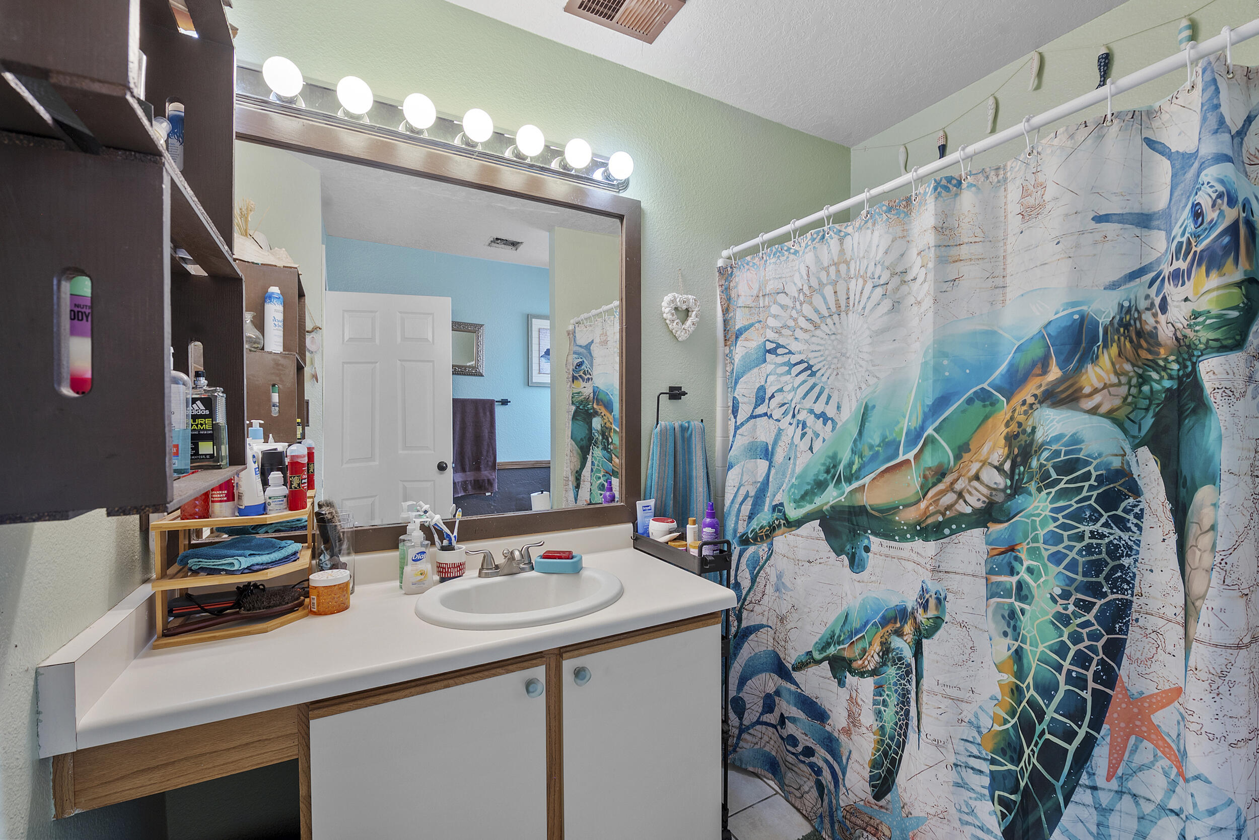 7540 Mackenzie Drive NE