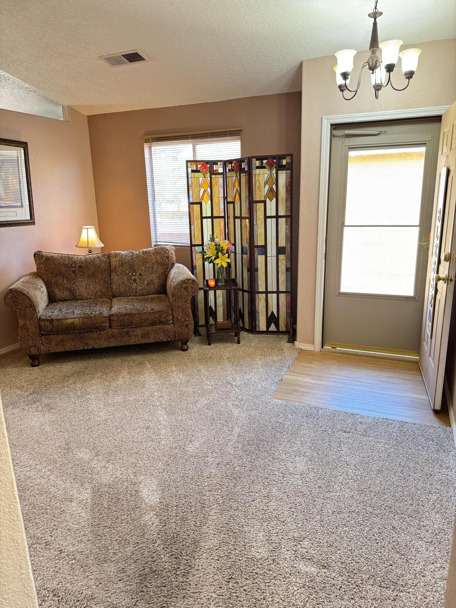 6115 Stargazer Avenue NW