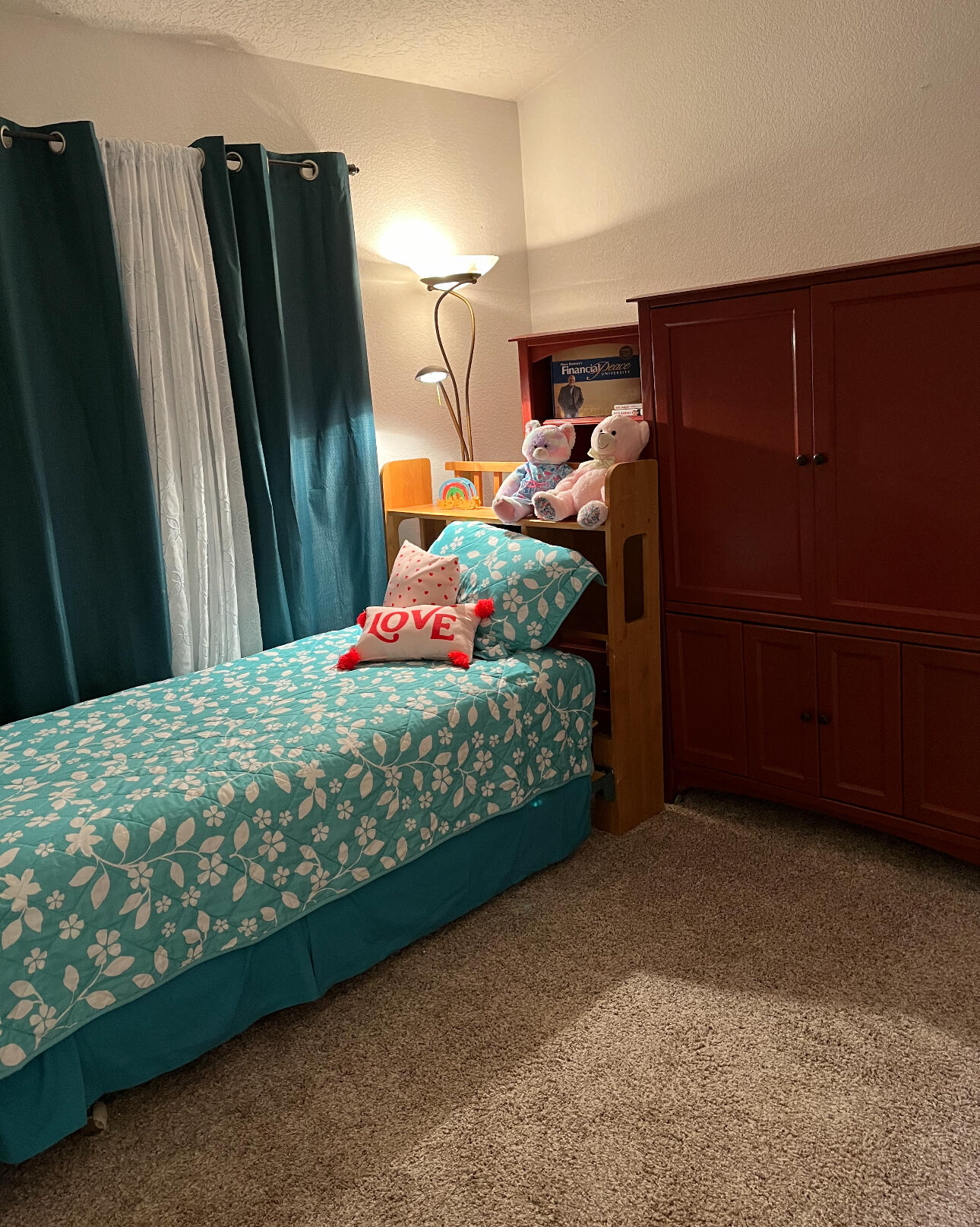 6115 Stargazer Avenue NW