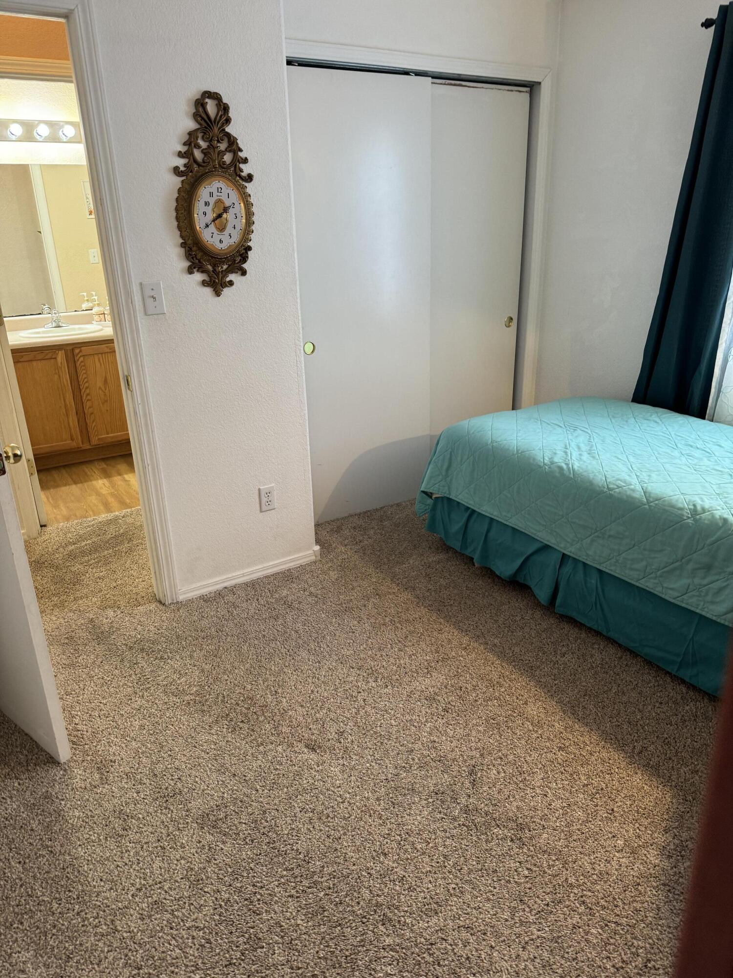 6115 Stargazer Avenue NW