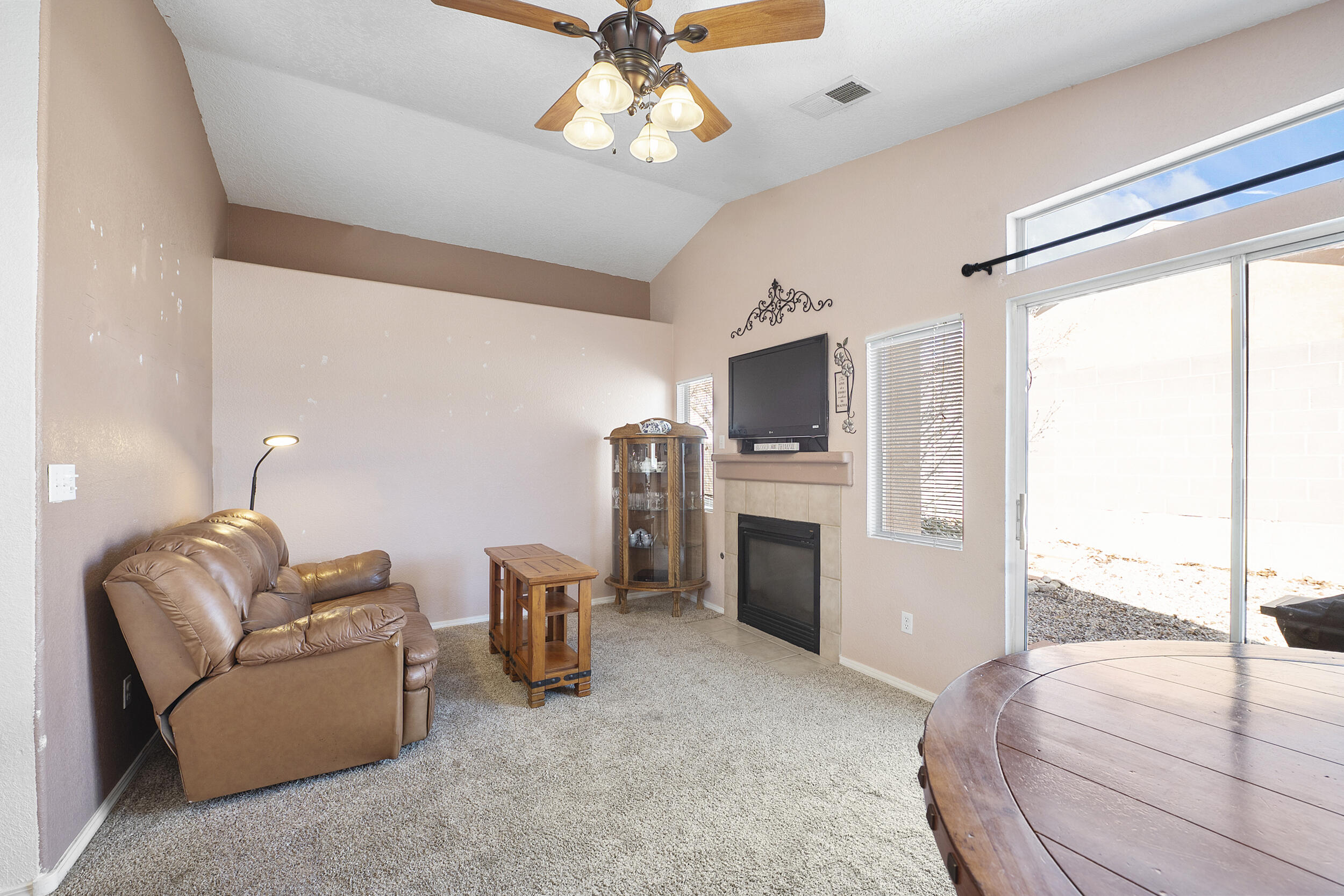 6115 Stargazer Avenue NW