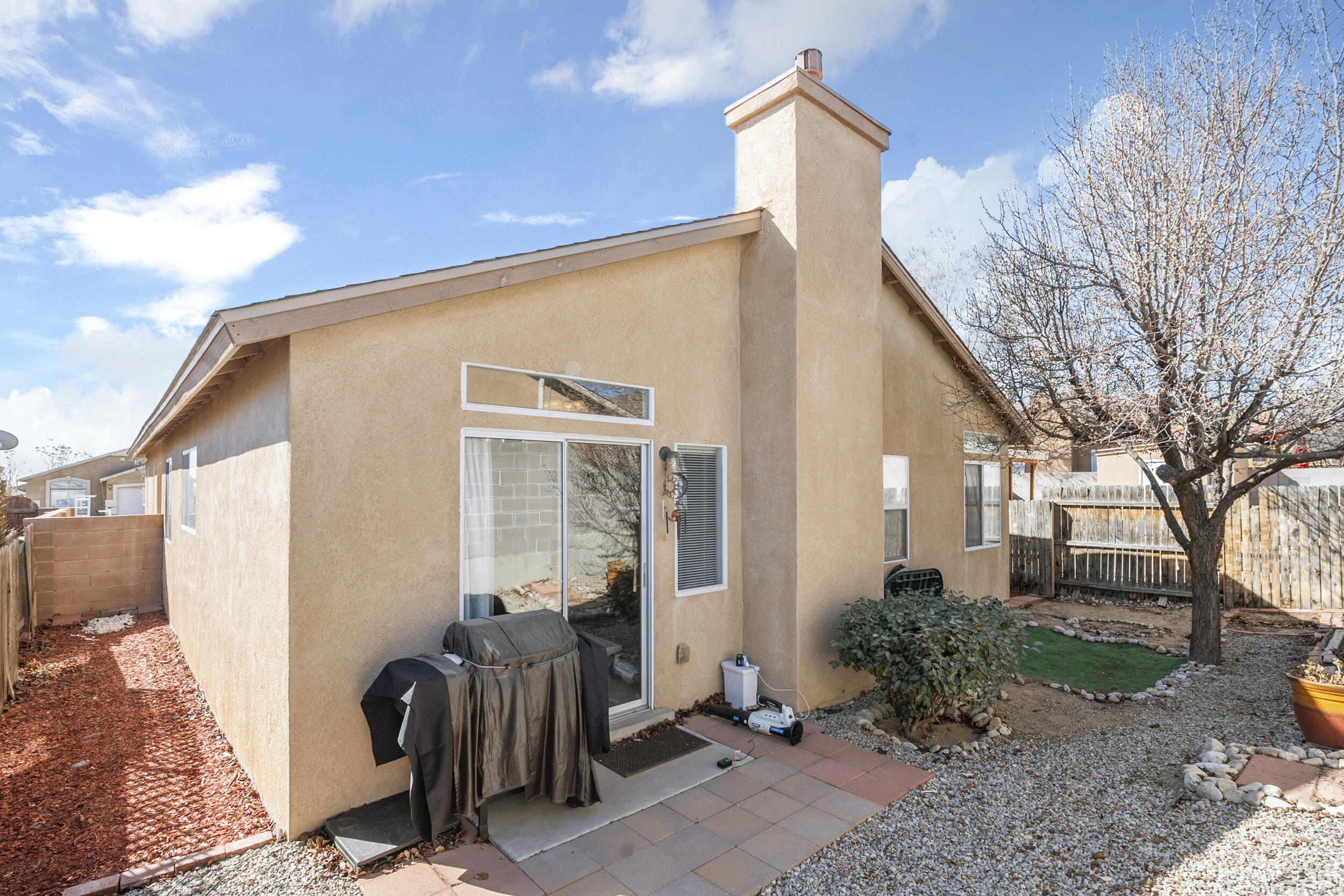 6115 Stargazer Avenue NW