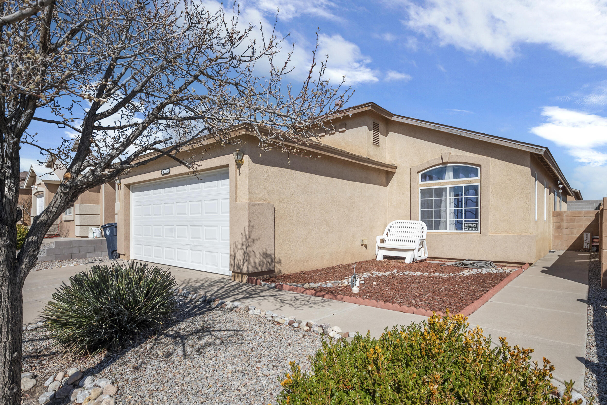 6115 Stargazer Avenue NW