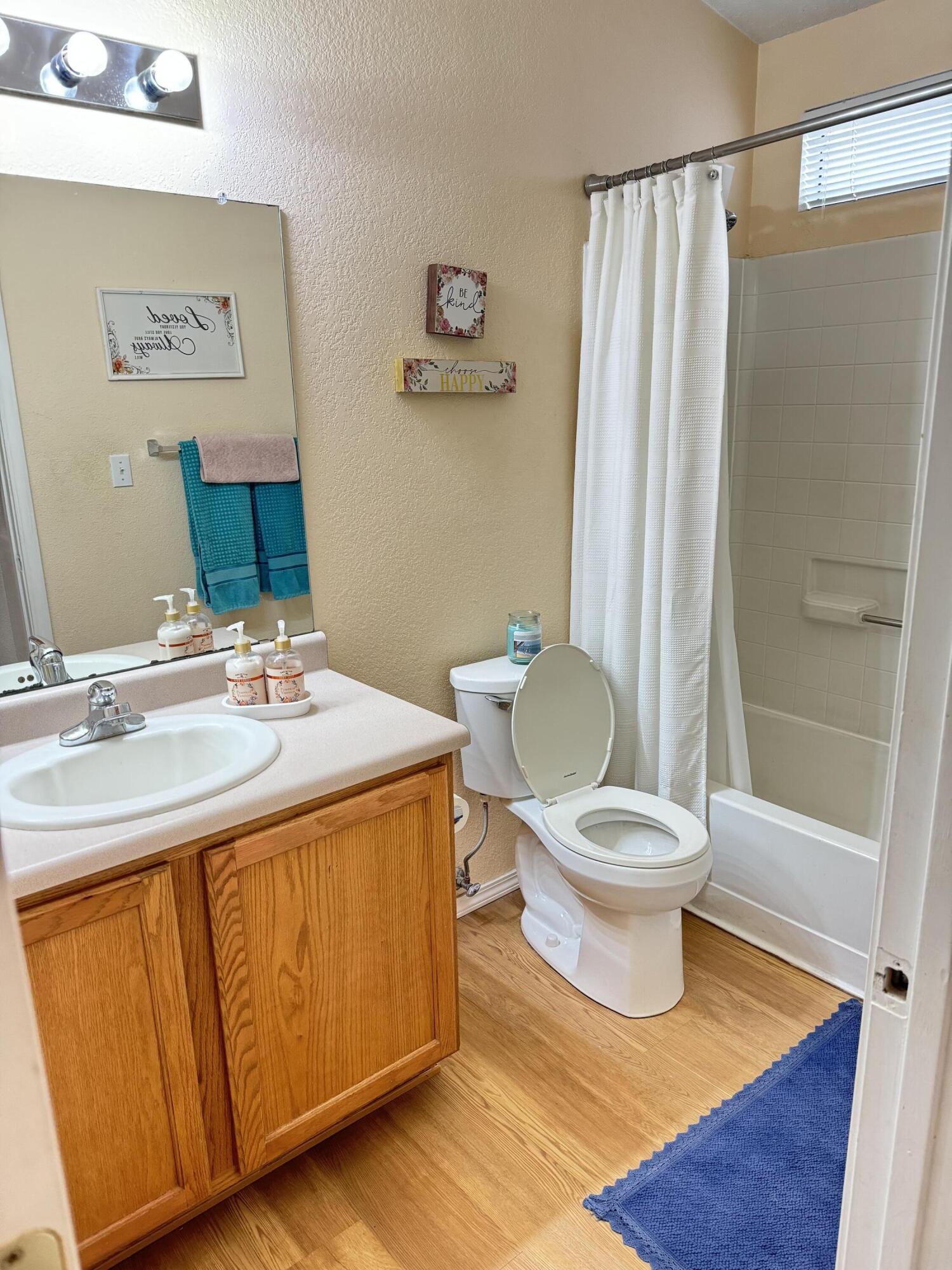 6115 Stargazer Avenue NW