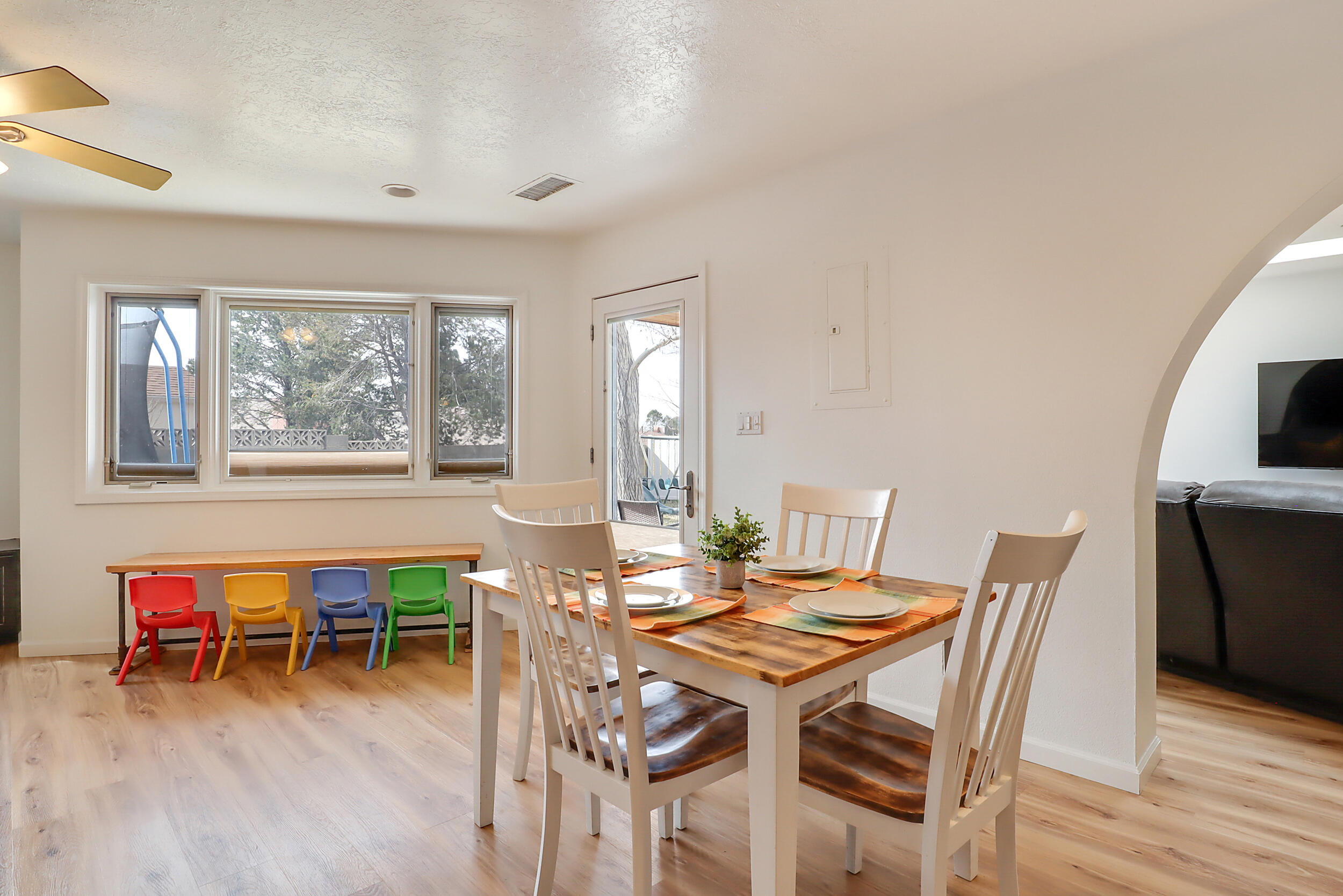 11104 Newcomb Avenue NE