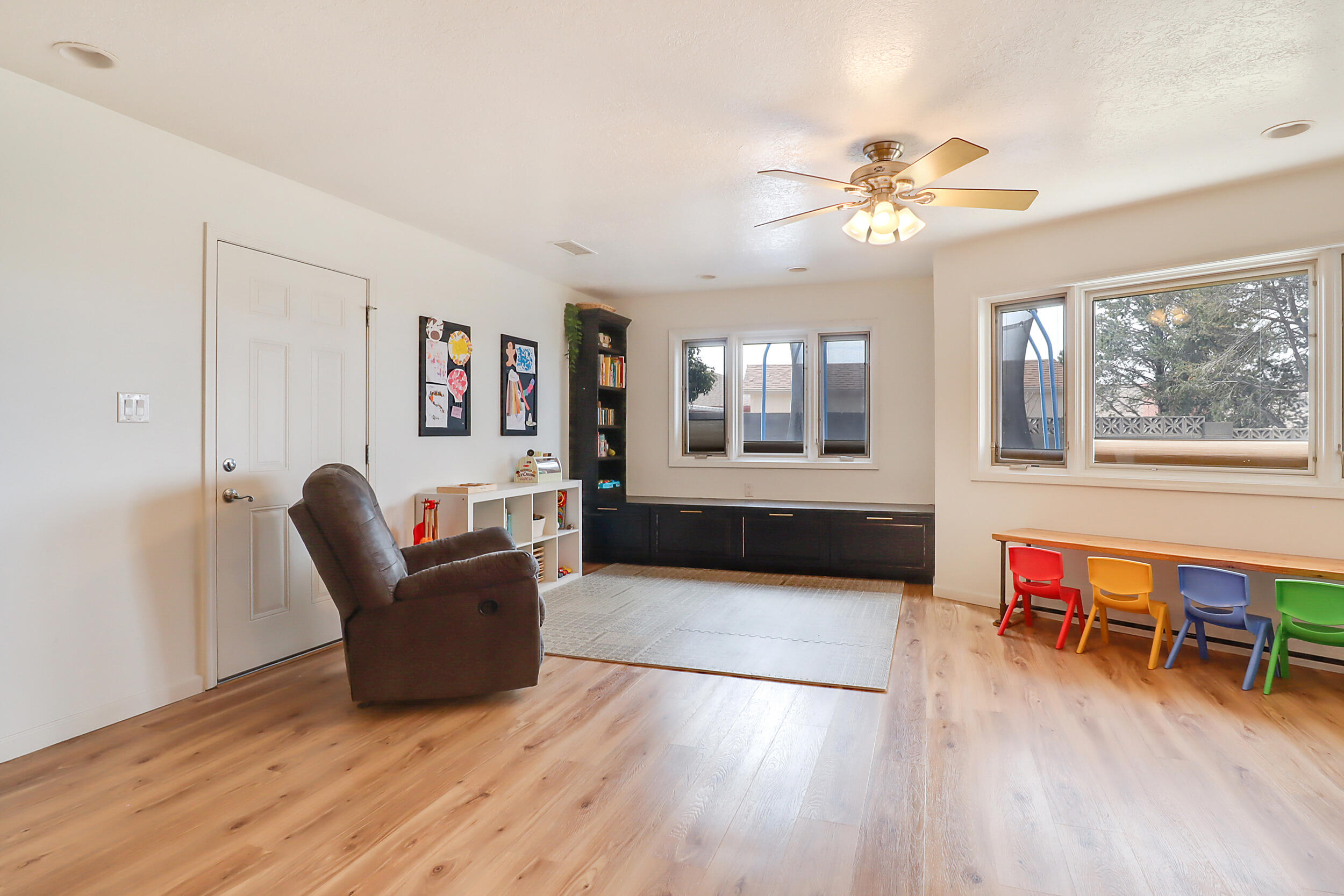 11104 Newcomb Avenue NE