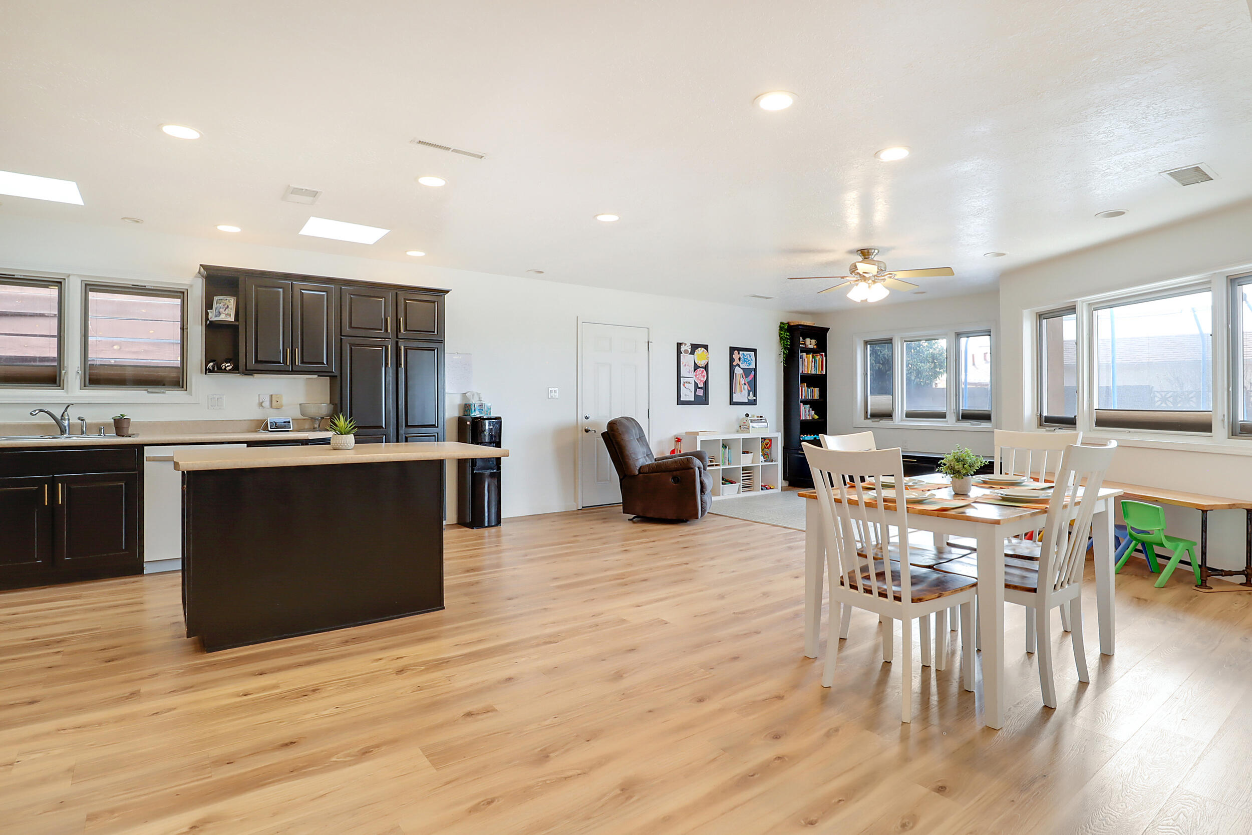 11104 Newcomb Avenue NE