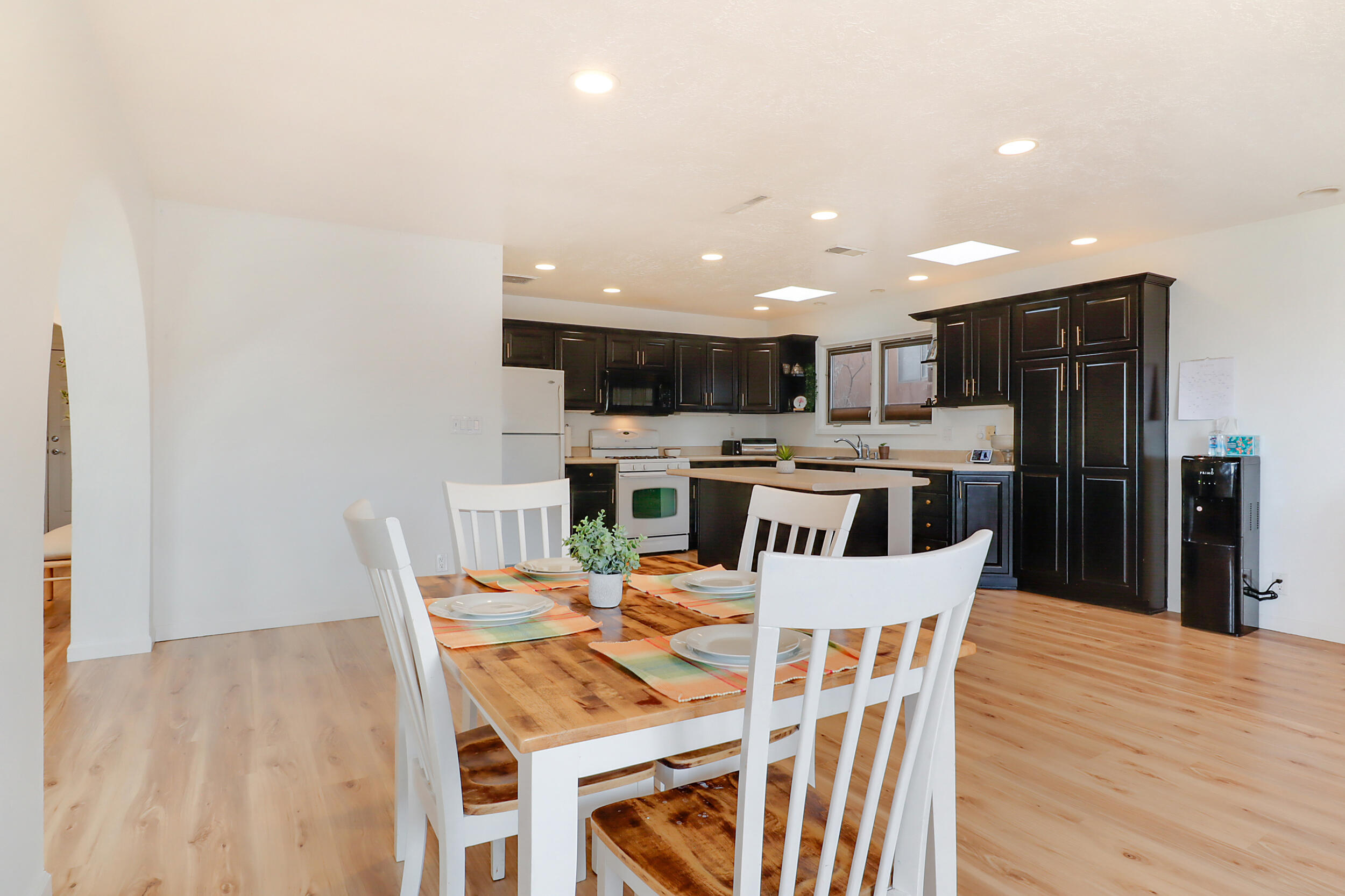 11104 Newcomb Avenue NE