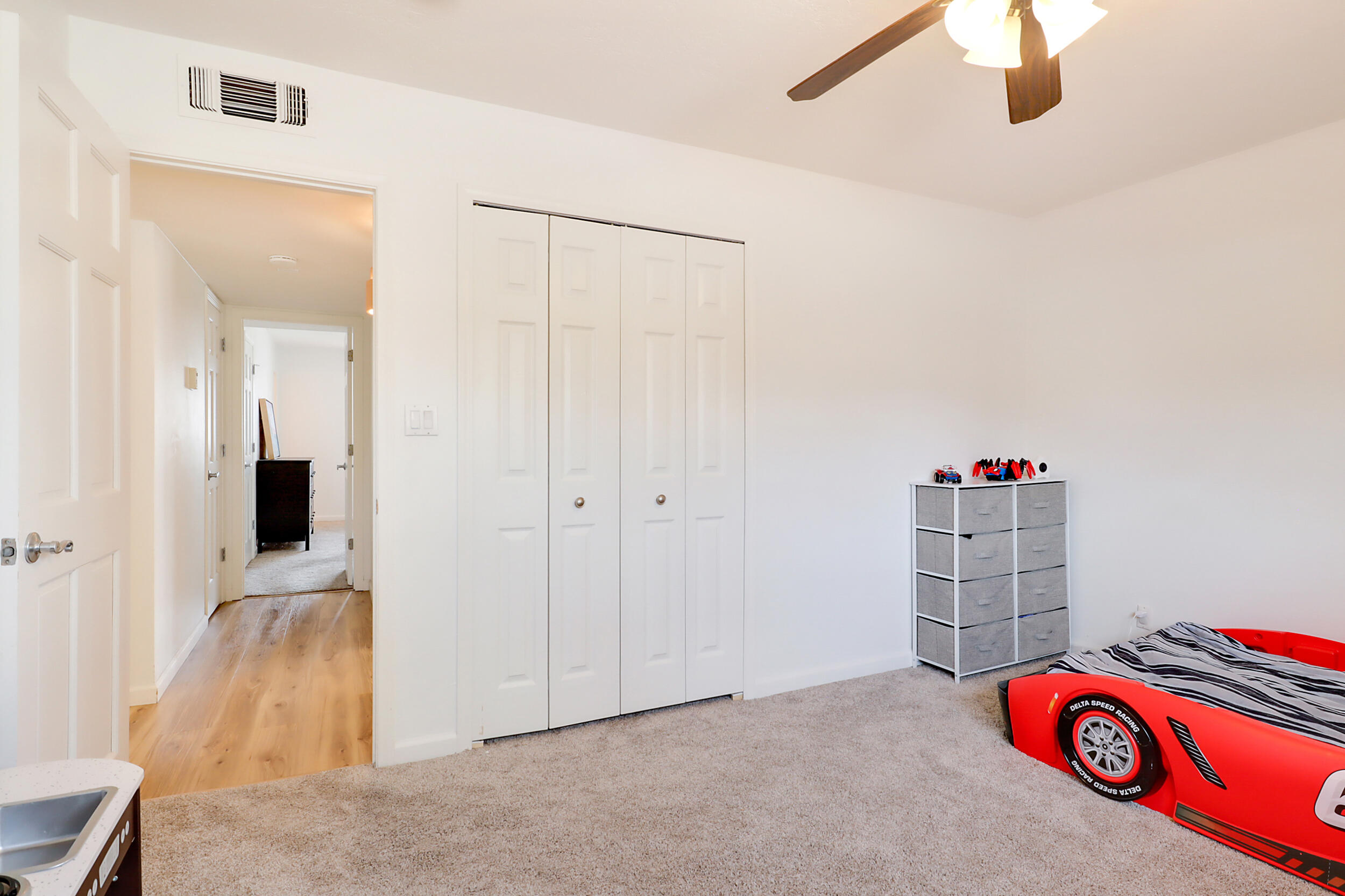 11104 Newcomb Avenue NE