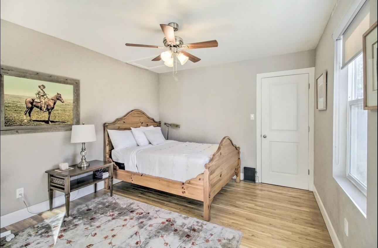 1801 Princeton Drive SE