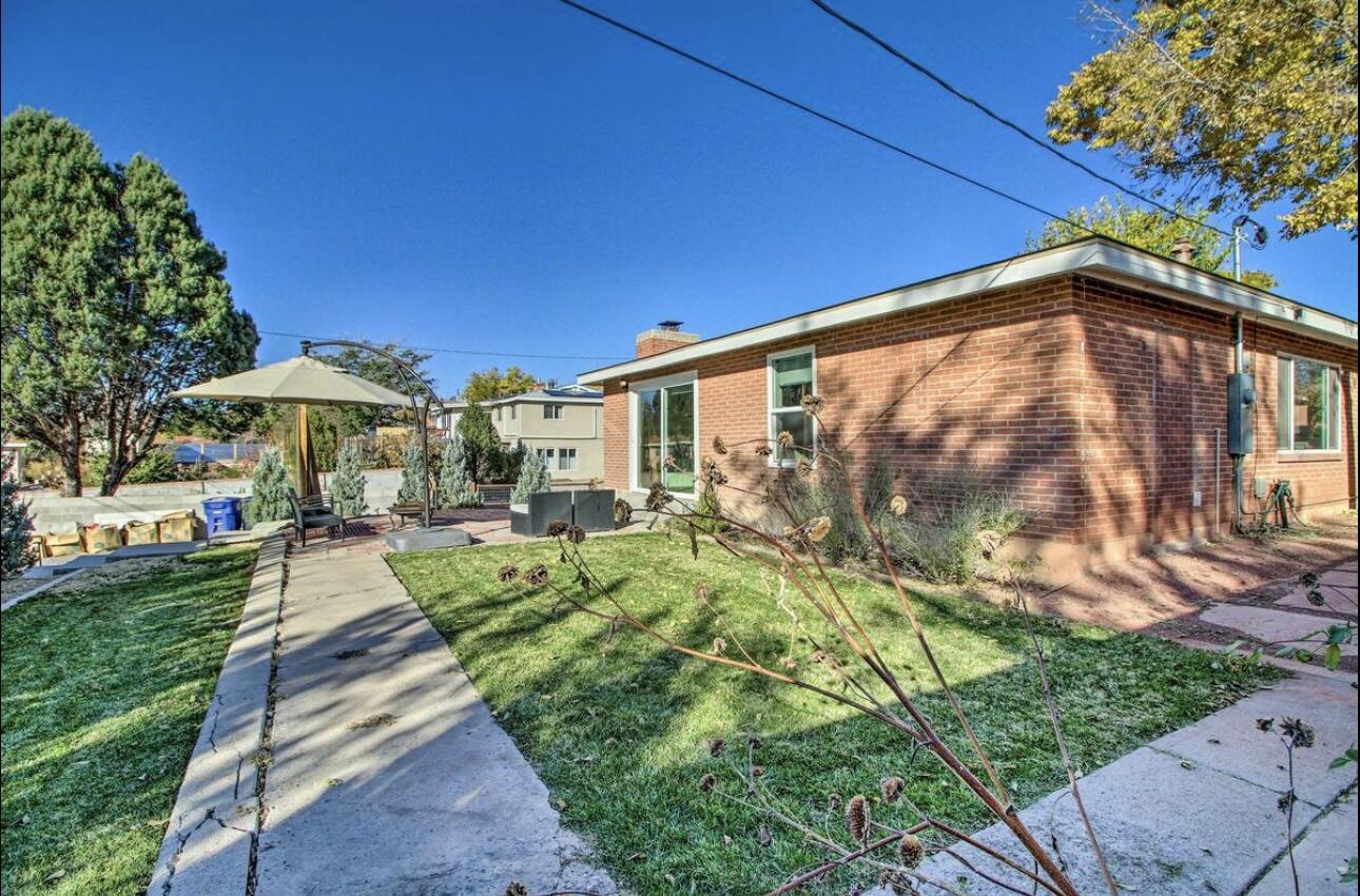 1801 Princeton Drive SE