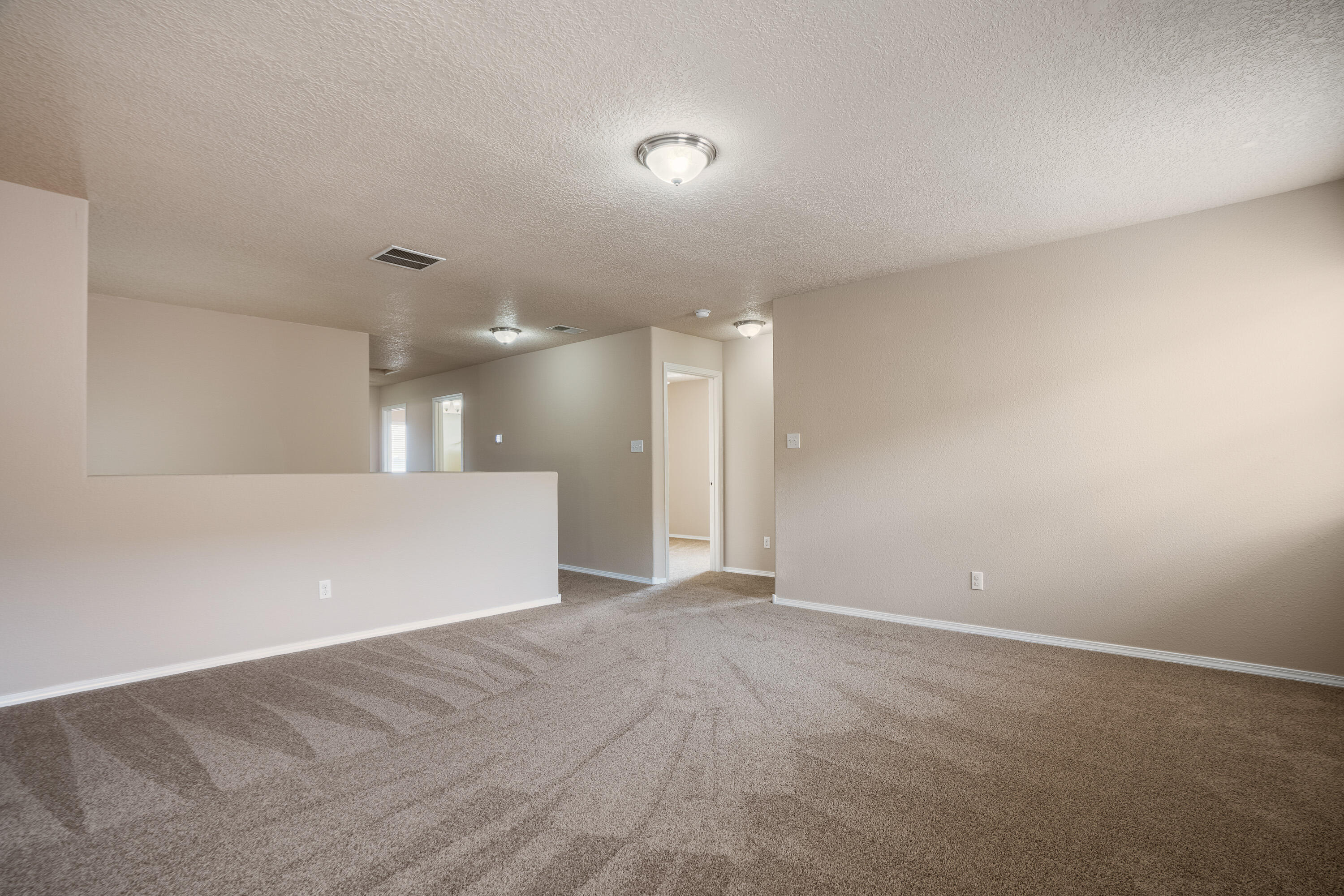 2000 Las Brisas Circle SE