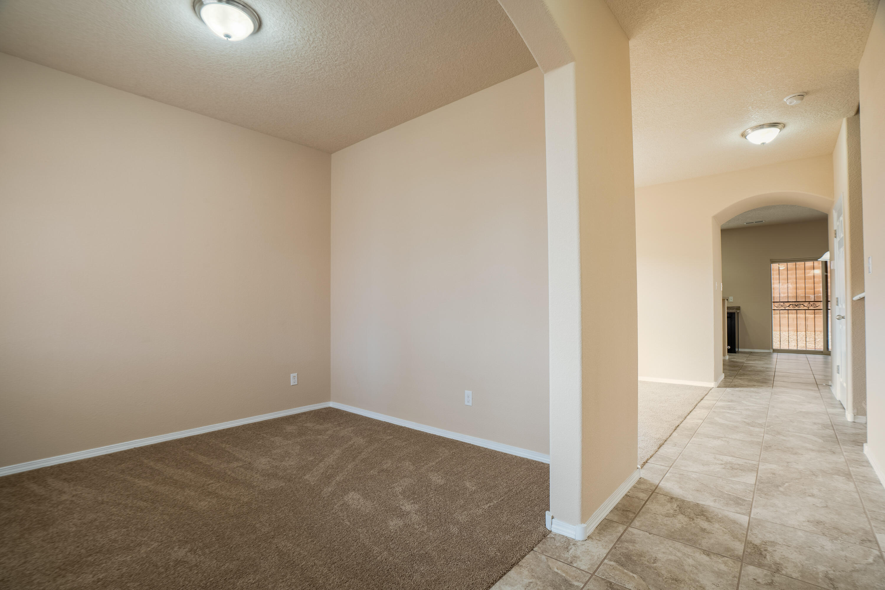 2000 Las Brisas Circle SE