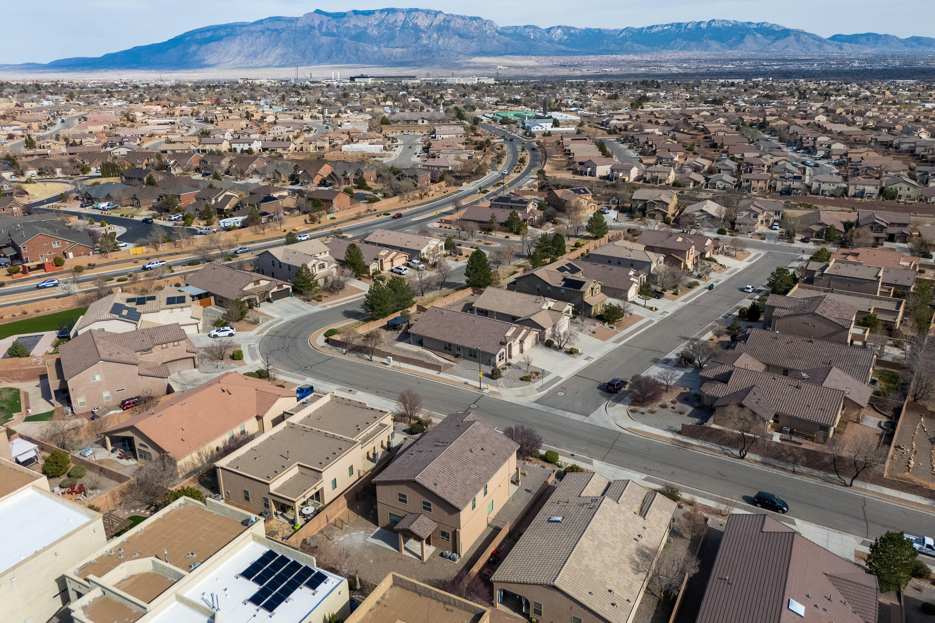 2000 Las Brisas Circle SE