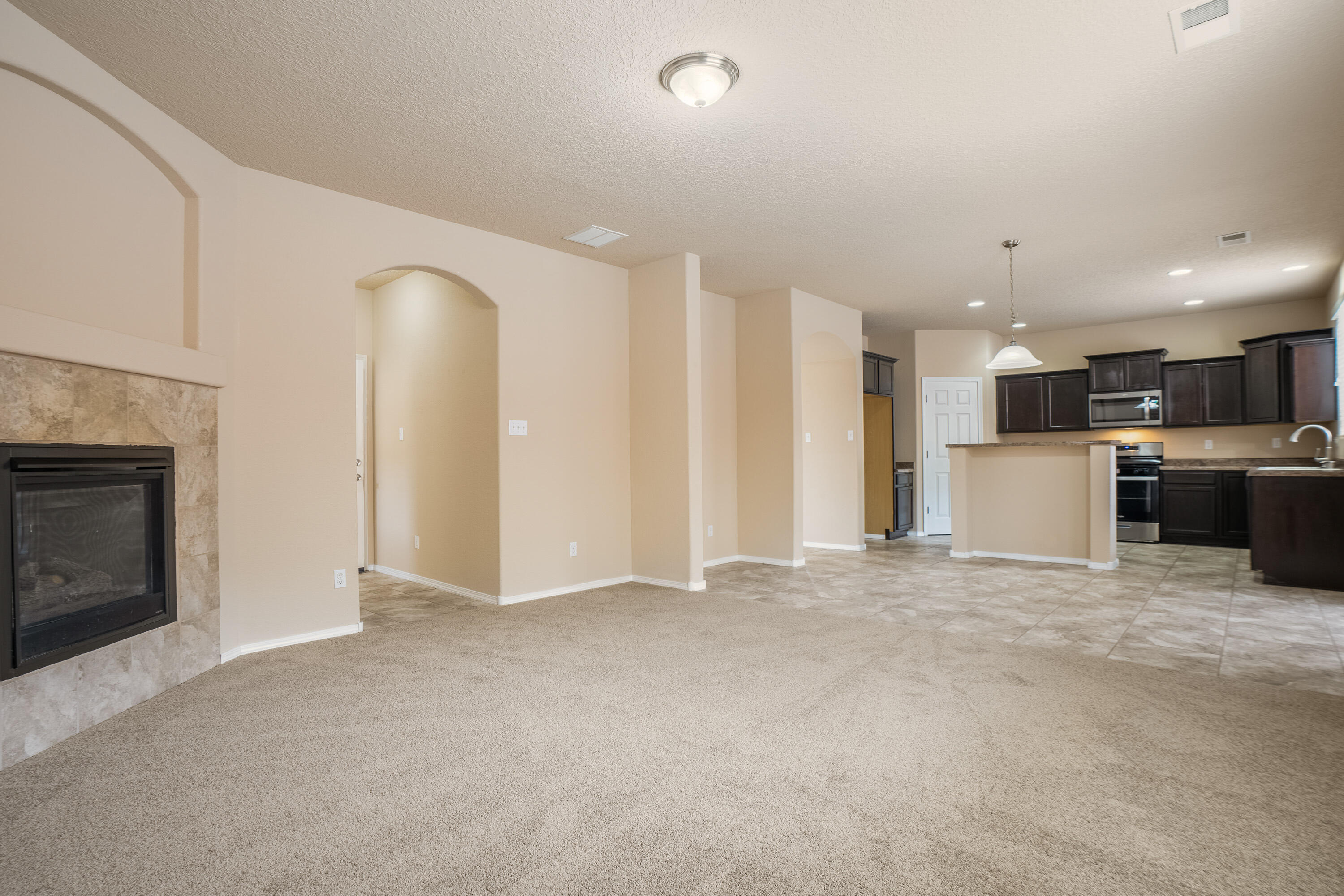 2000 Las Brisas Circle SE