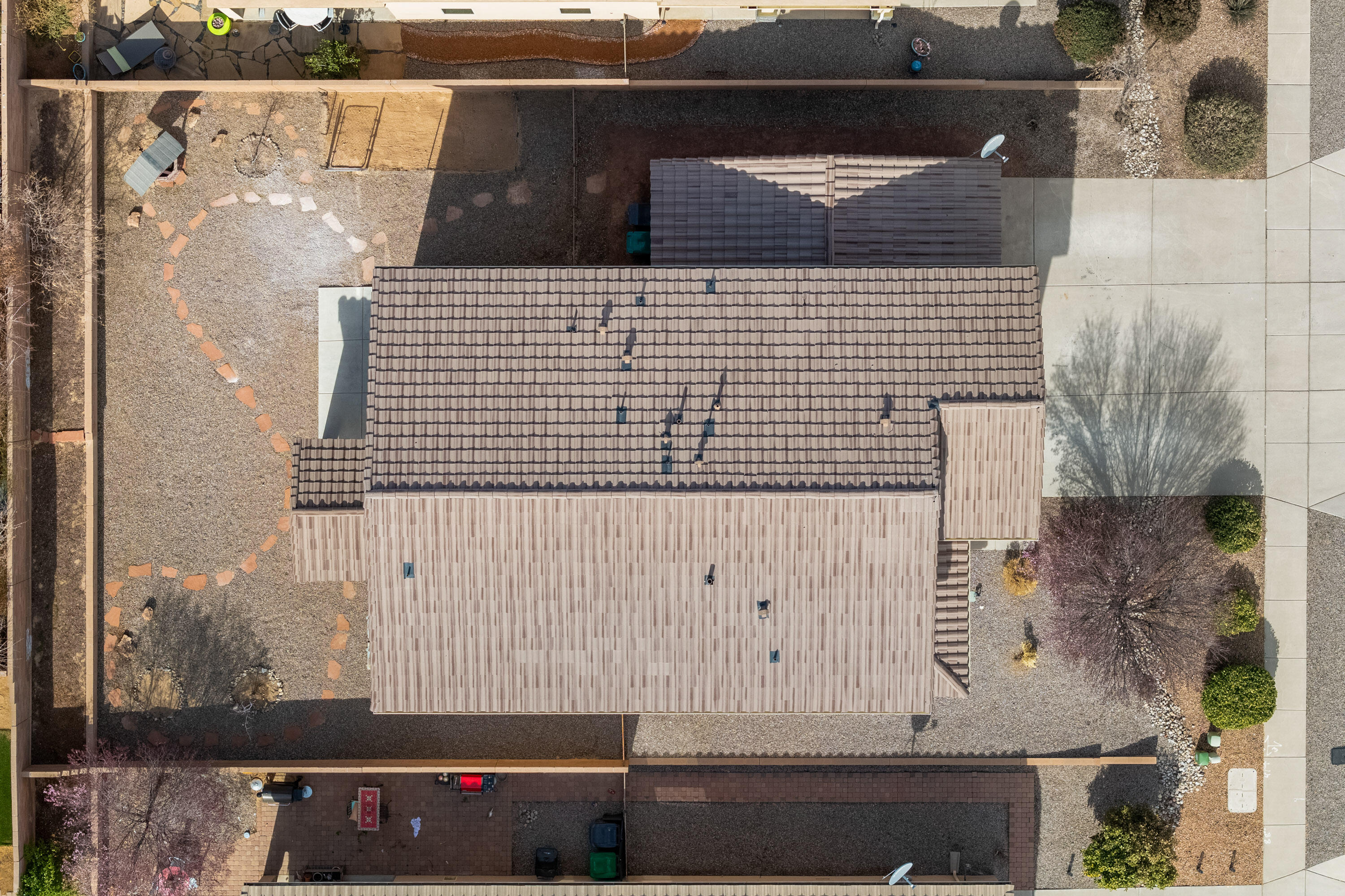 2000 Las Brisas Circle SE