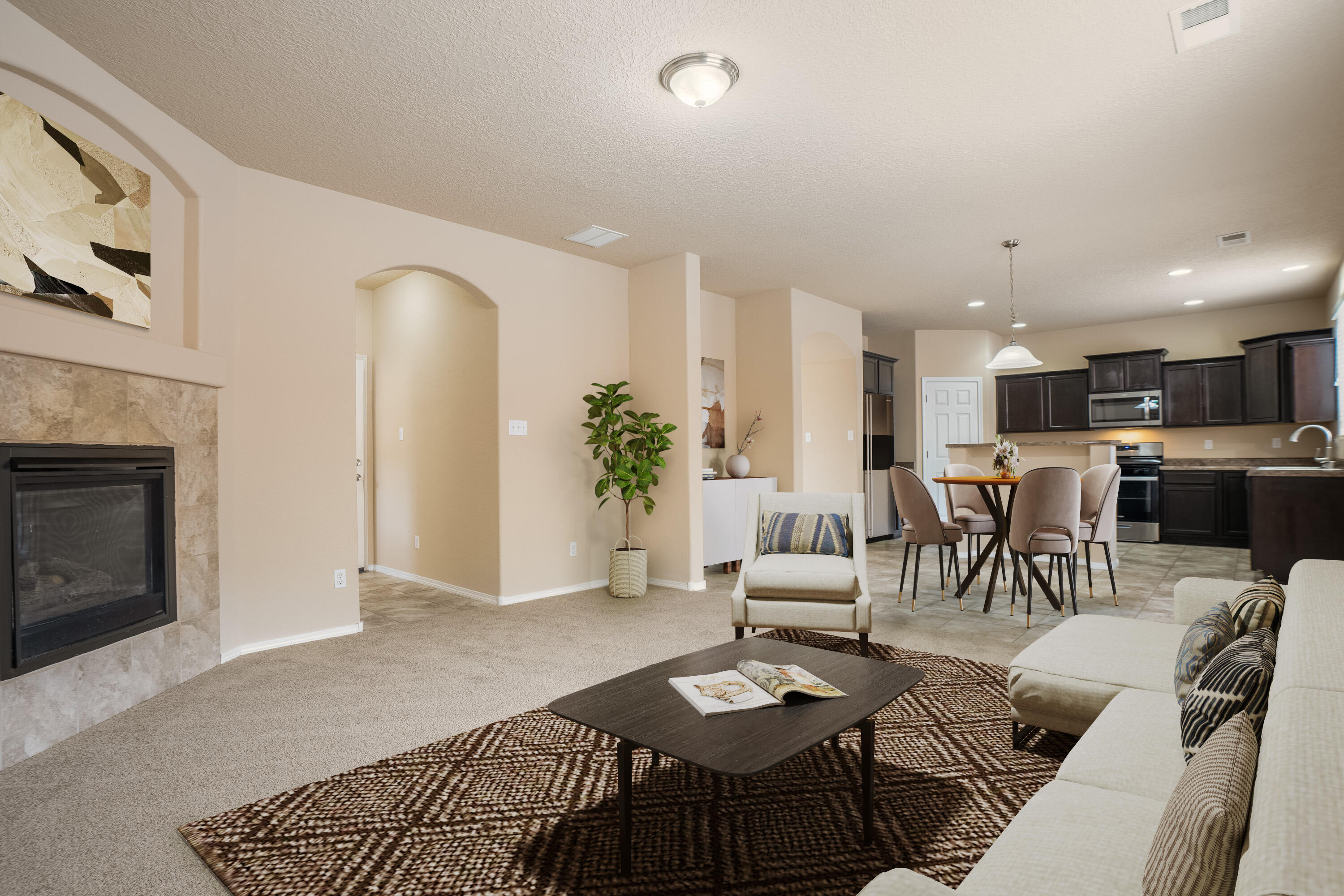 2000 Las Brisas Circle SE