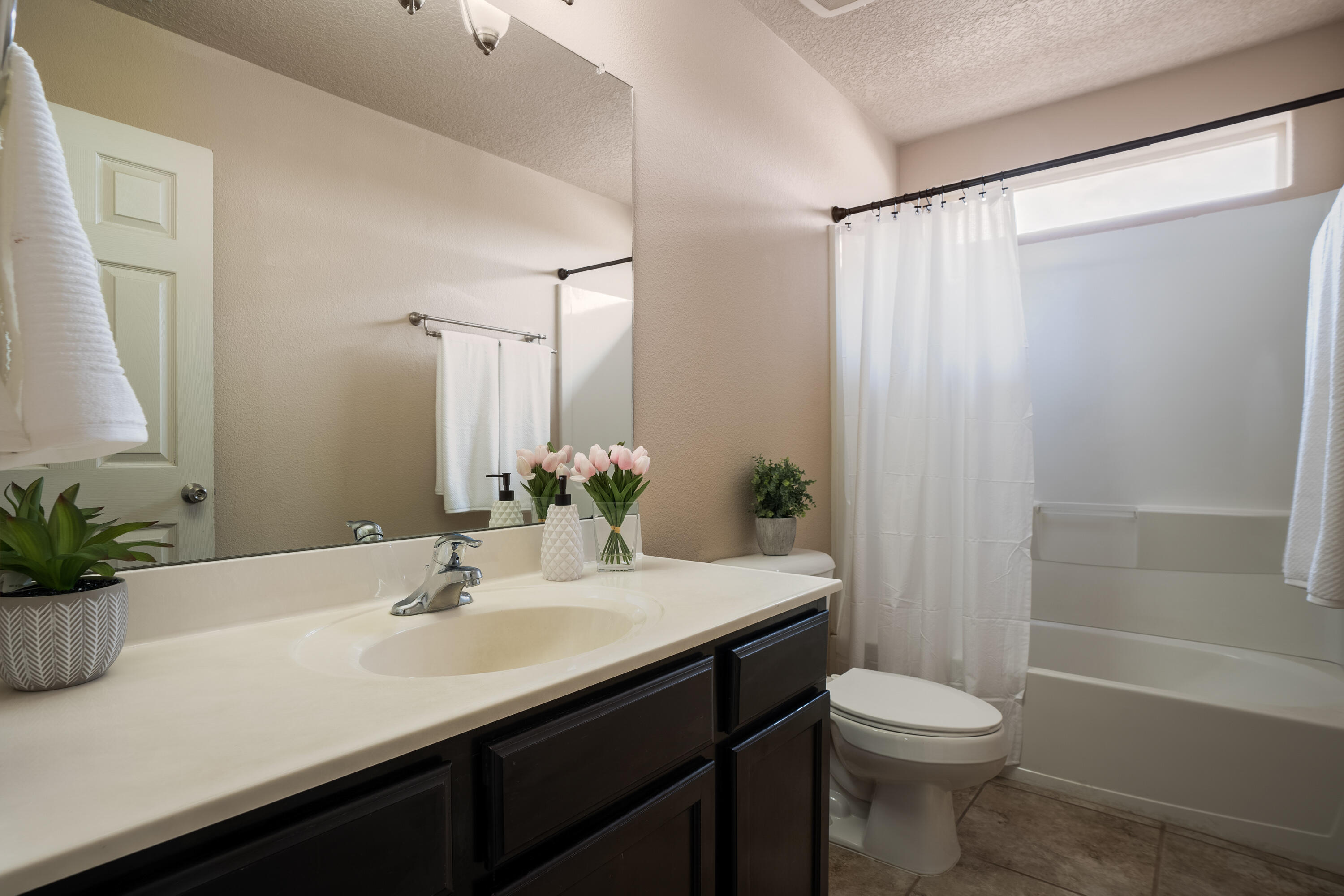 2000 Las Brisas Circle SE